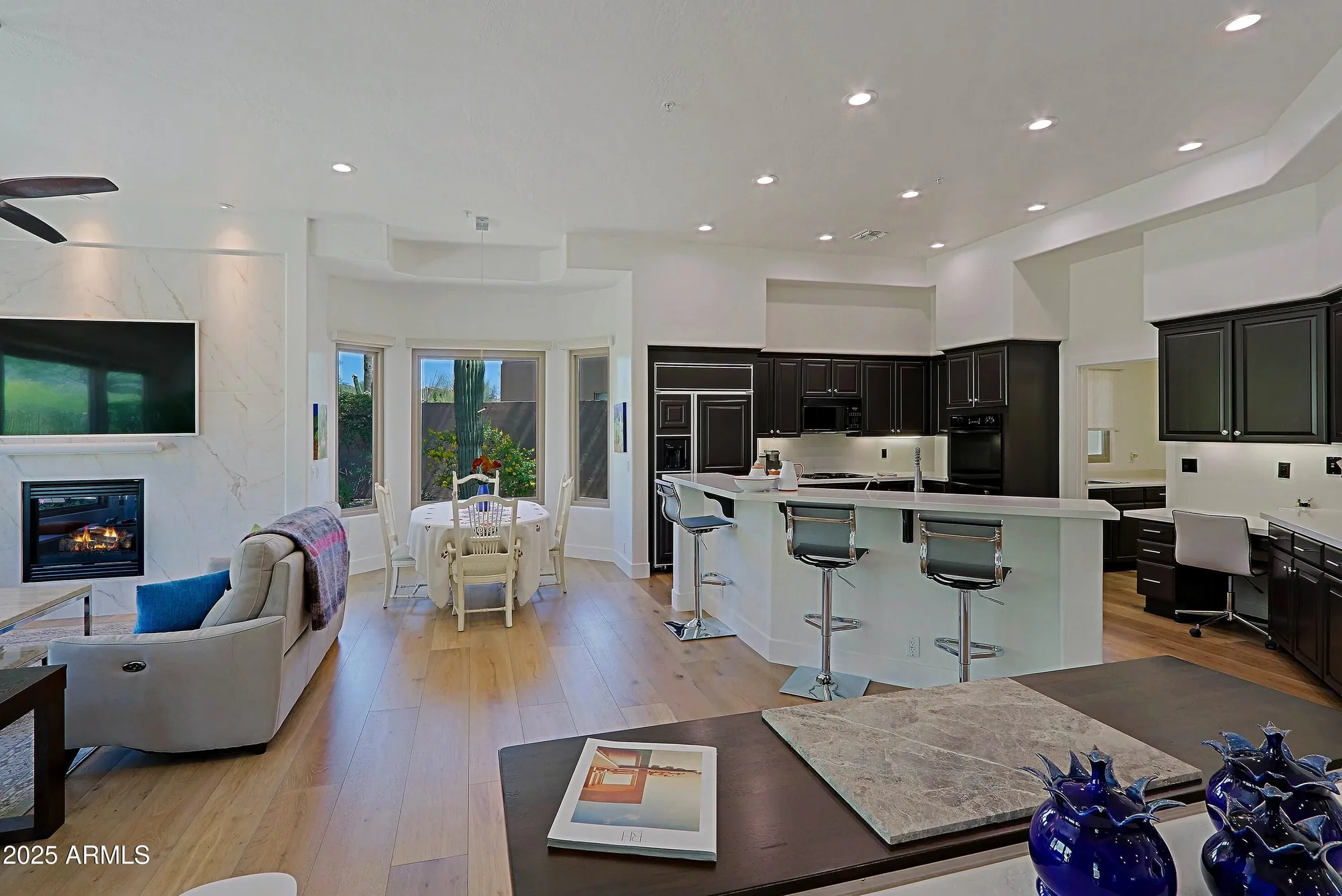 Property Slideshow image 16 of 108 | 6758 e brilliant sky dr, Scottsdale, AZ, 85266