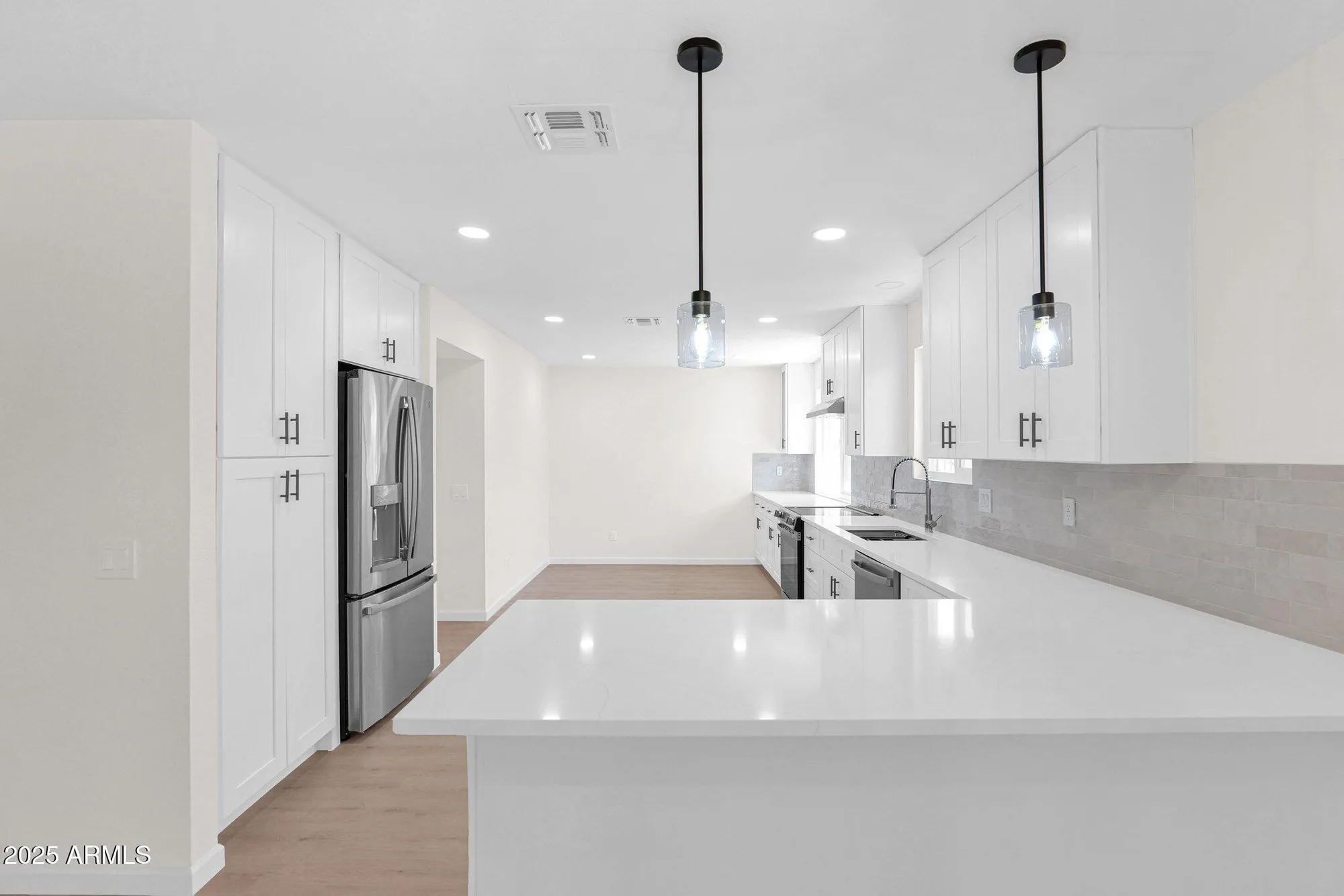 Property Slideshow image 1 of 46 | 25644 s howard dr, Sun Lakes, AZ, 85248