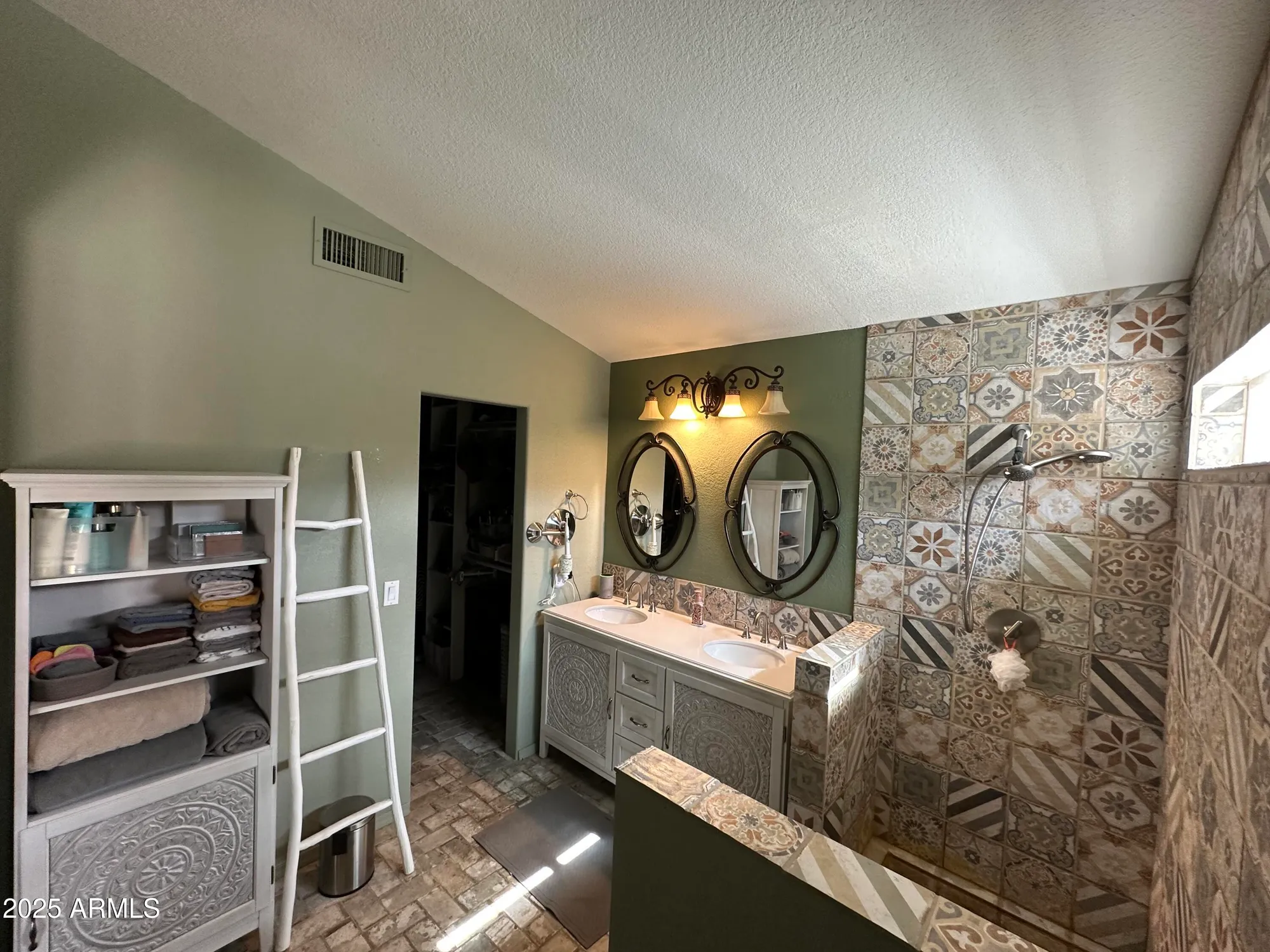 Property Slideshow image 21 of 40 | 17470 n raindance rd, Surprise, AZ, 85374