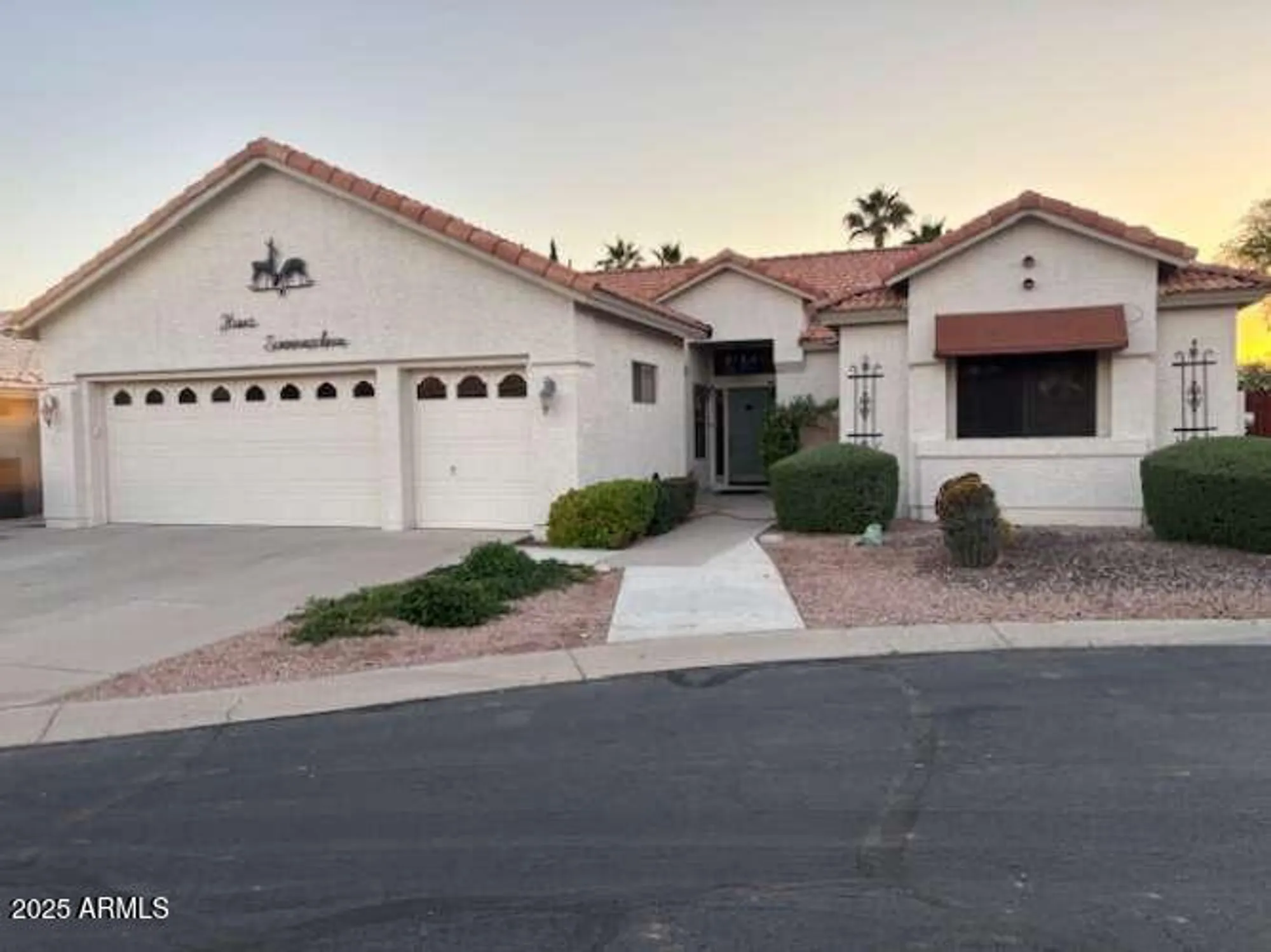 Property Slideshow image 1 of 24 | 23906 s sunland ct, Sun Lakes, AZ, 85248