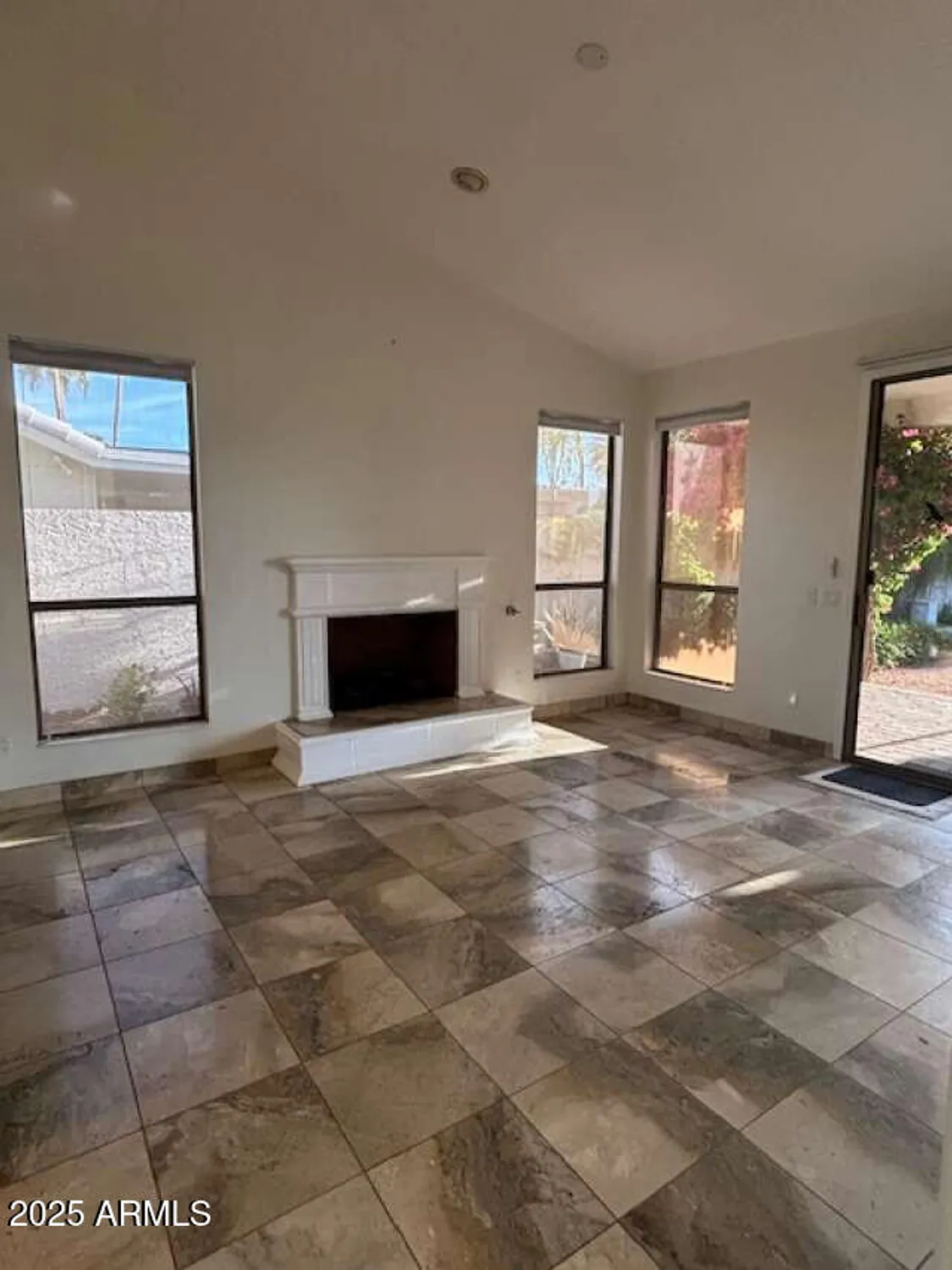 Property Slideshow image 11 of 24 | 23906 s sunland ct, Sun Lakes, AZ, 85248