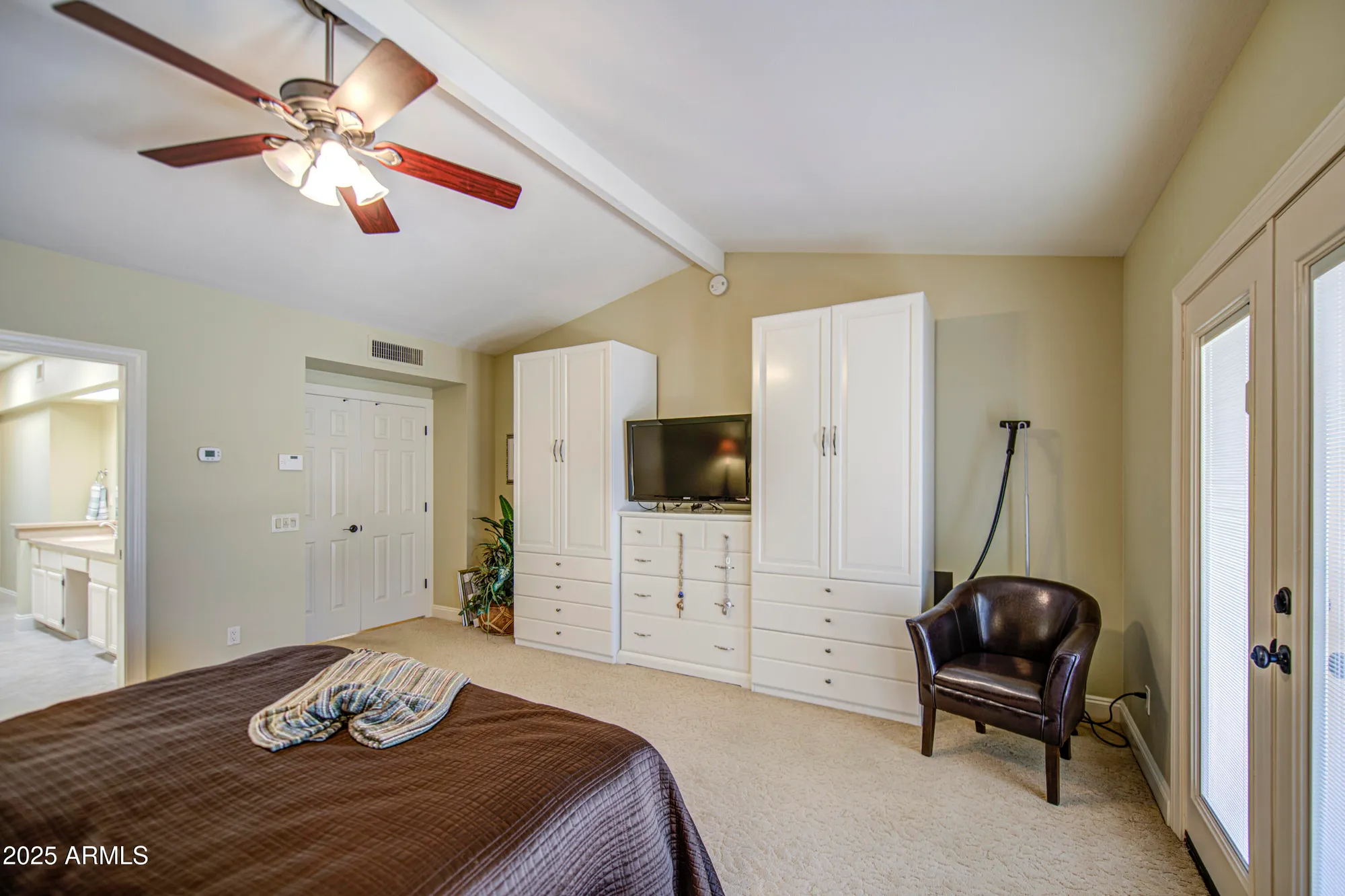 Property Slideshow image 32 of 73 | 26004 s flame tree dr, Sun Lakes, AZ, 85248