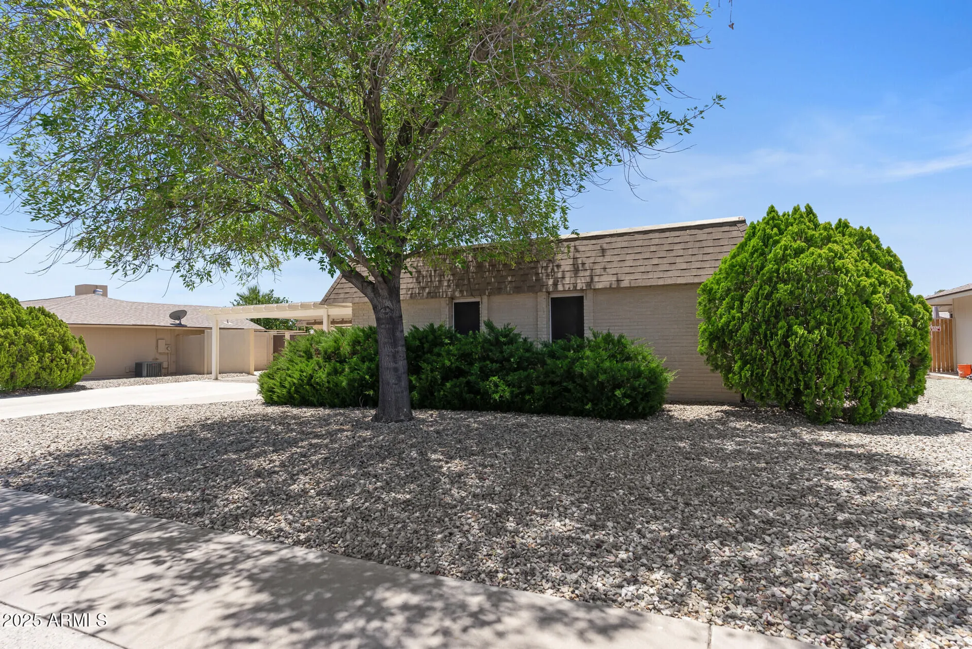 Property Slideshow image 8 of 68 | 14830 n cameo dr, Sun City, AZ, 85351