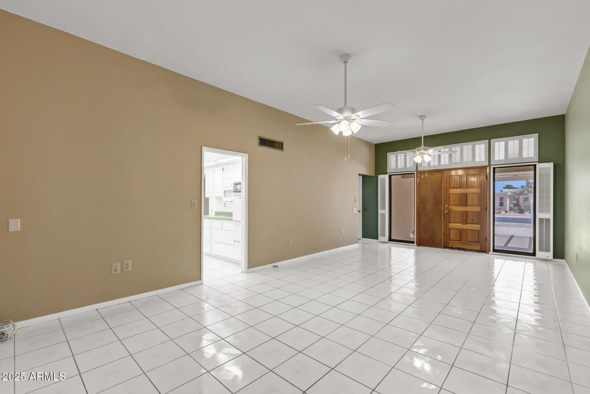Property Slideshow image 12 of 68 | 14830 n cameo dr, Sun City, AZ, 85351