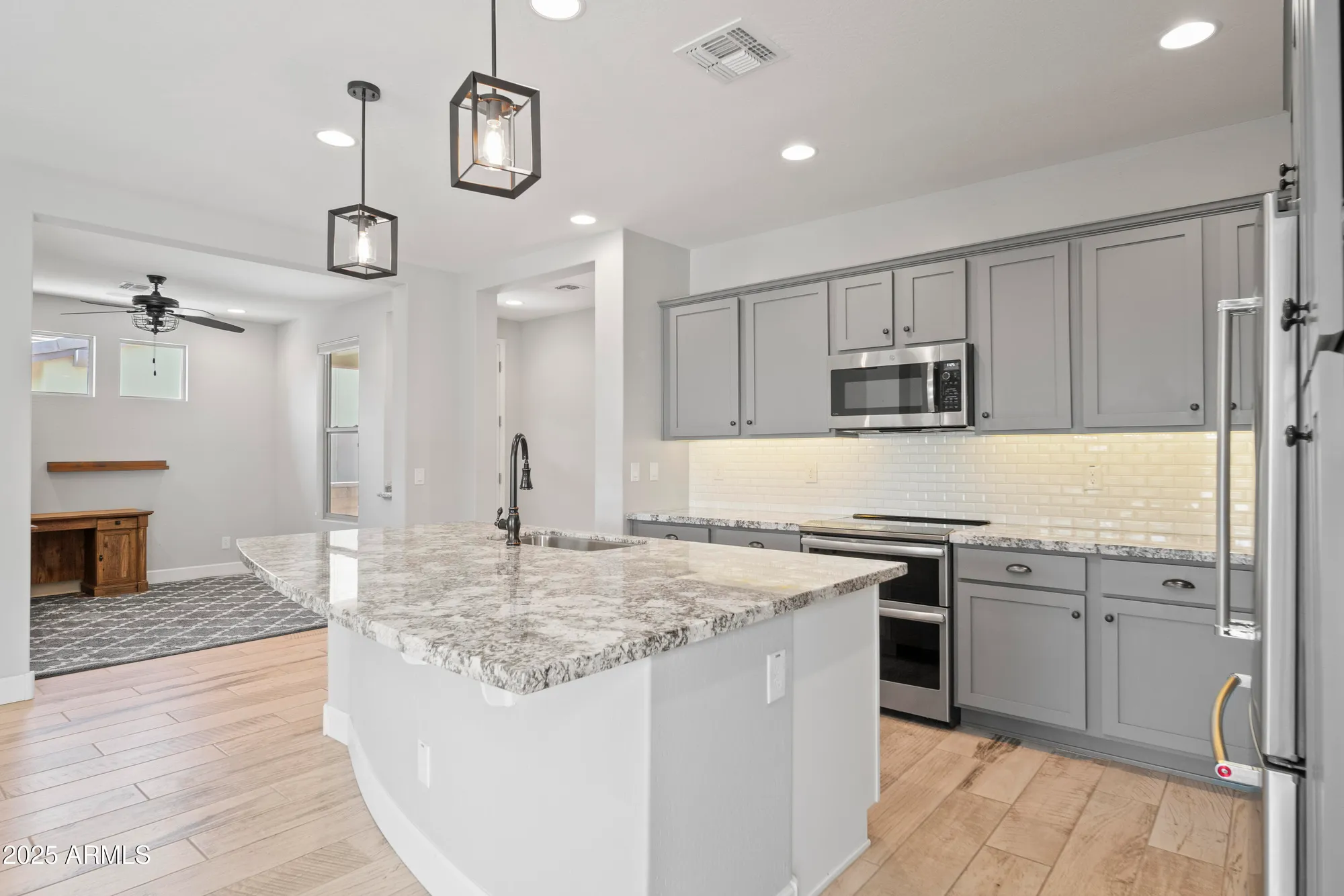 Property Slideshow image 6 of 31 | 4449 covered wagon trl, Wickenburg, AZ, 85390