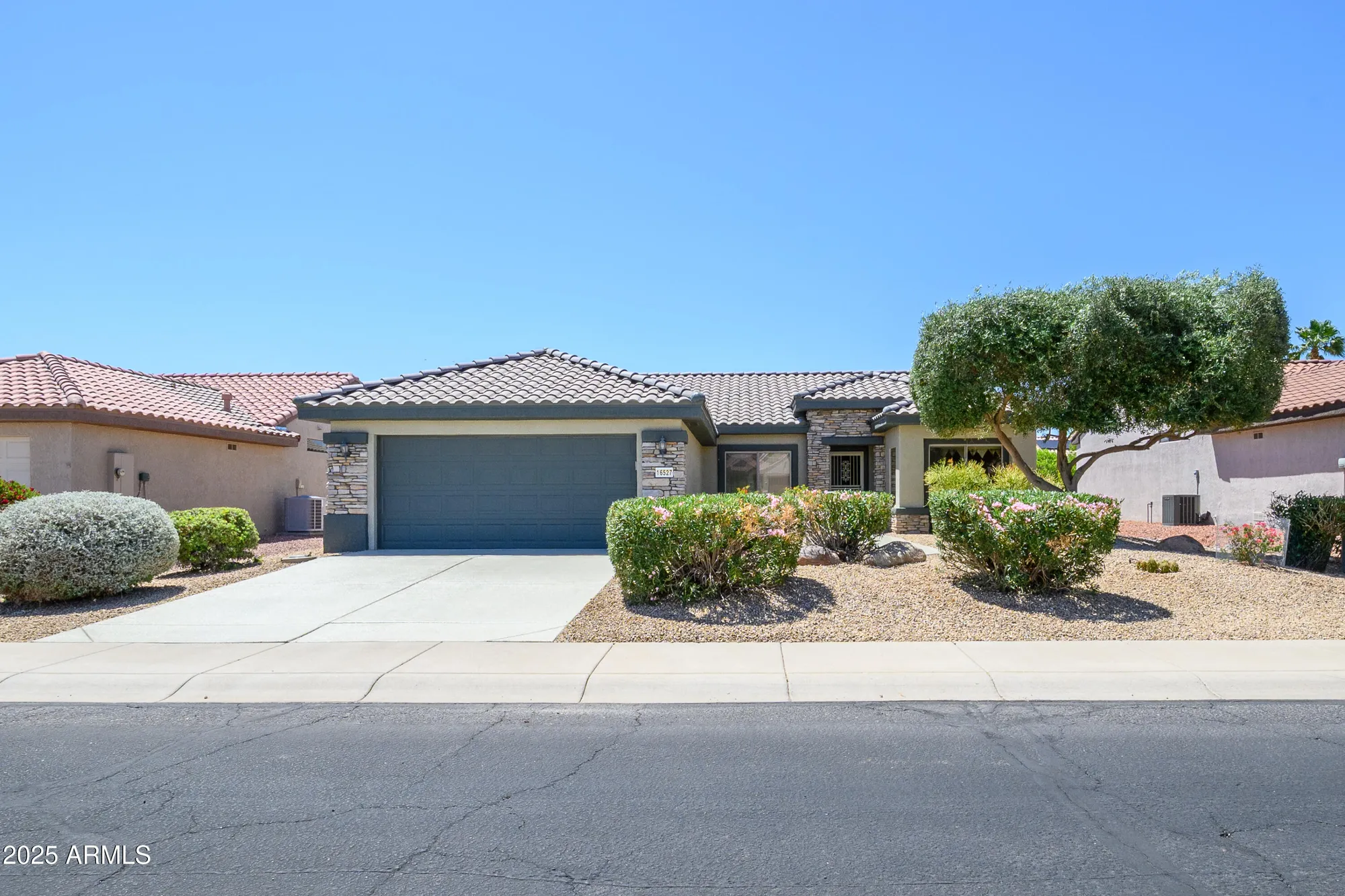 Property Slideshow image 1 of 32 | 16527 w blackhawk ct, Surprise, AZ, 85374