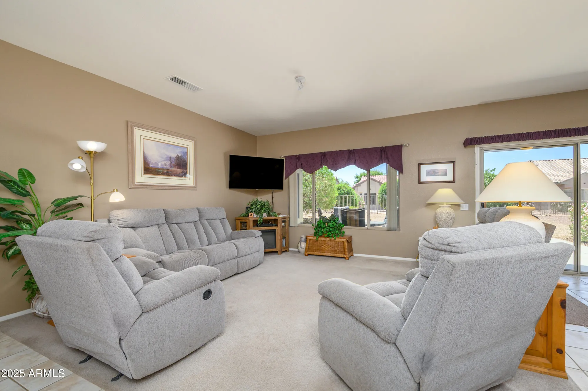 Property Slideshow image 8 of 32 | 16527 w blackhawk ct, Surprise, AZ, 85374