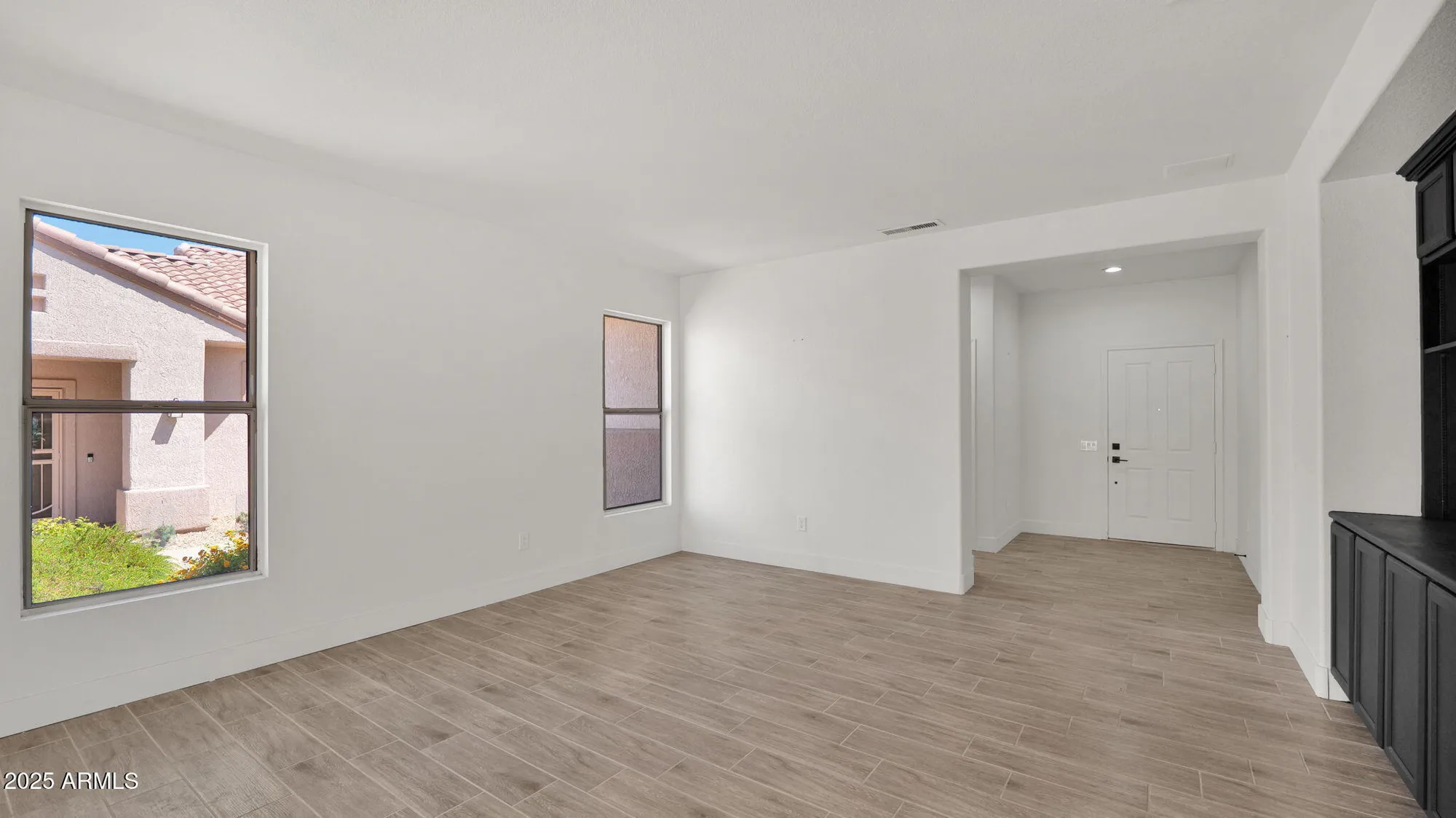 Property Slideshow image 16 of 36 | 19523 n carriage ln, Surprise, AZ, 85374