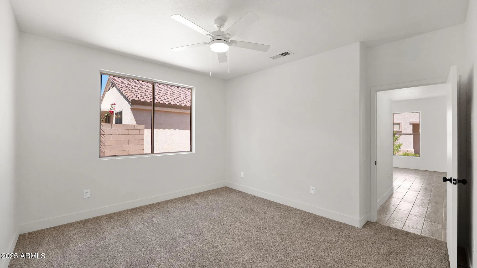 Property Slideshow image 18 of 36 | 19523 n carriage ln, Surprise, AZ, 85374