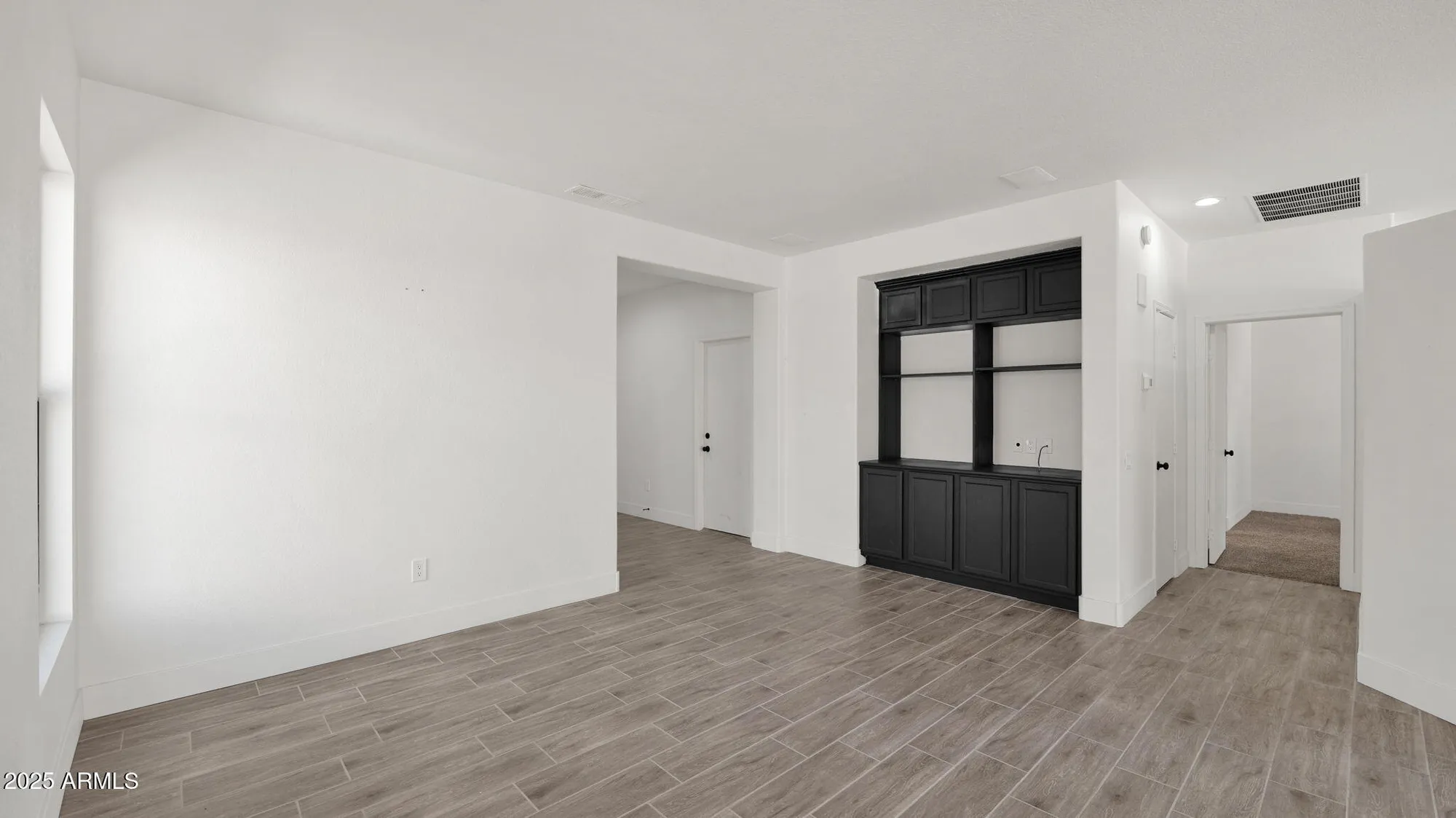 Property Slideshow image 12 of 36 | 19523 n carriage ln, Surprise, AZ, 85374