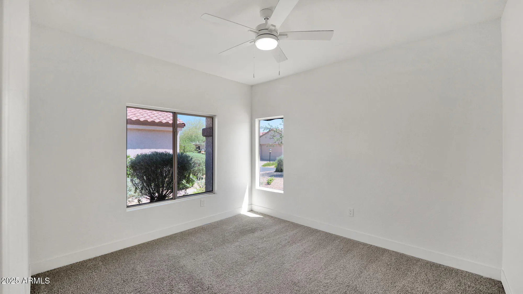 Property Slideshow image 24 of 36 | 19523 n carriage ln, Surprise, AZ, 85374