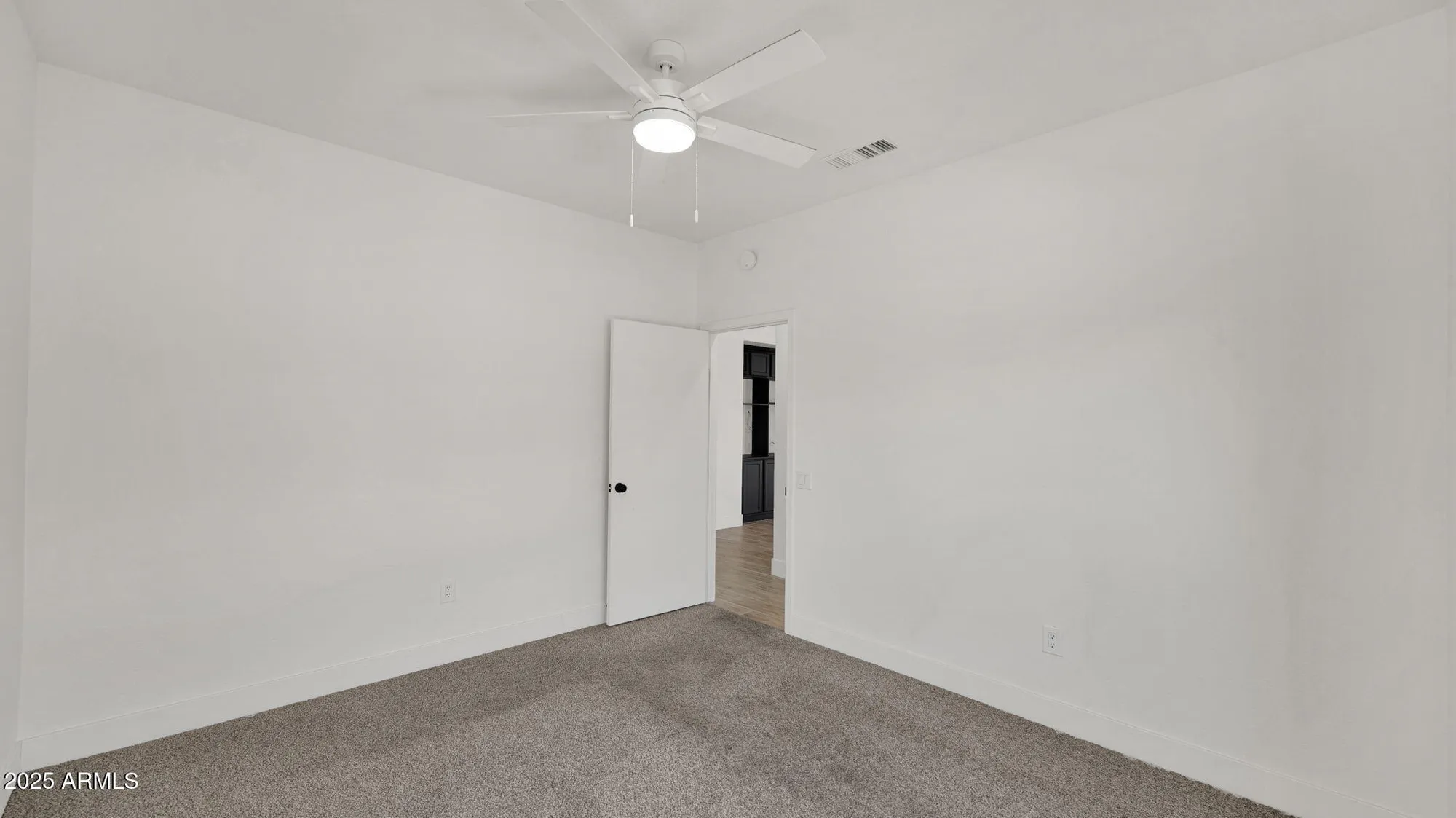 Property Slideshow image 25 of 36 | 19523 n carriage ln, Surprise, AZ, 85374