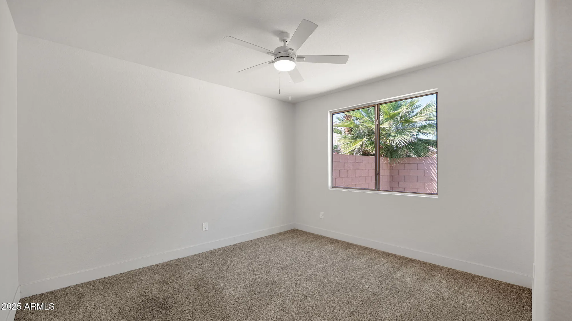 Property Slideshow image 19 of 36 | 19523 n carriage ln, Surprise, AZ, 85374