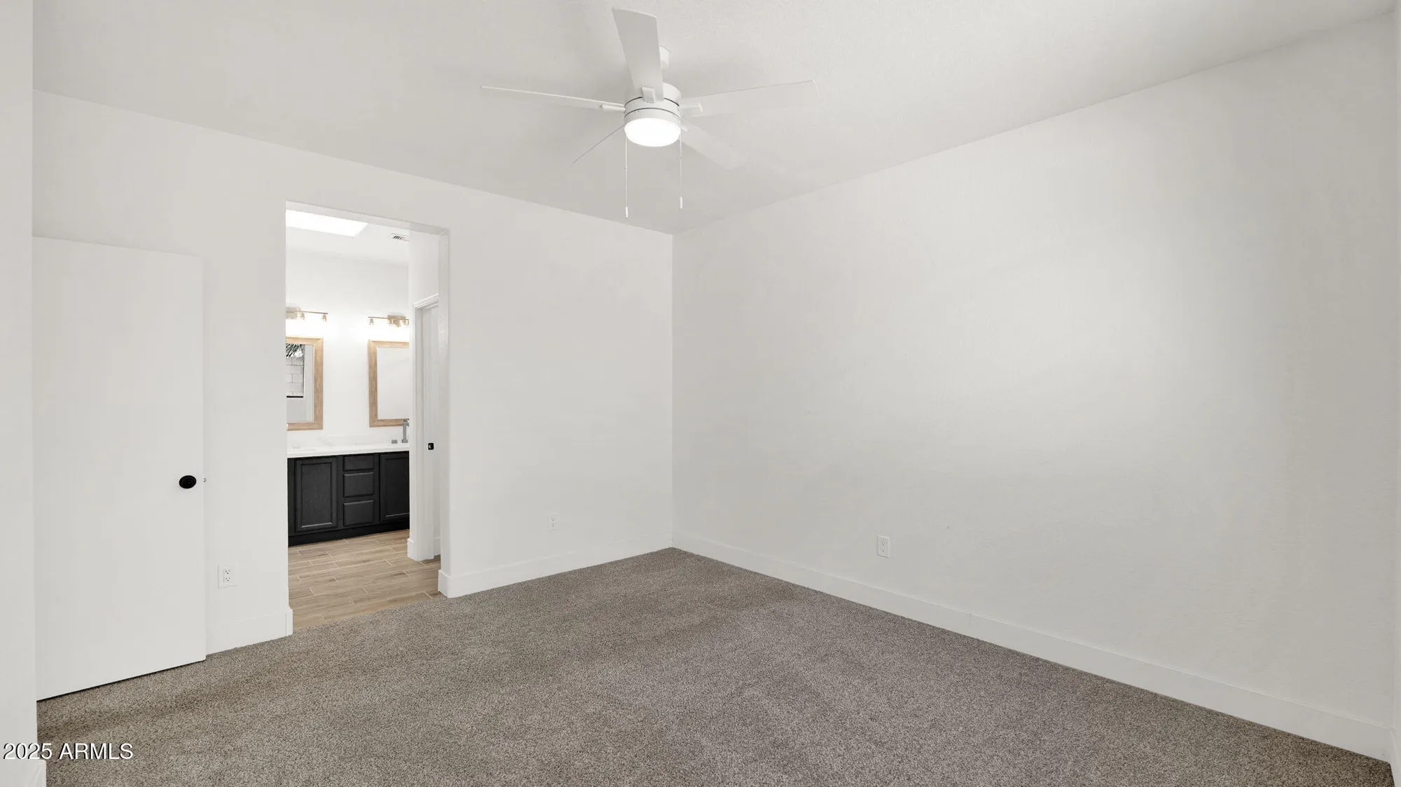 Property Slideshow image 20 of 36 | 19523 n carriage ln, Surprise, AZ, 85374