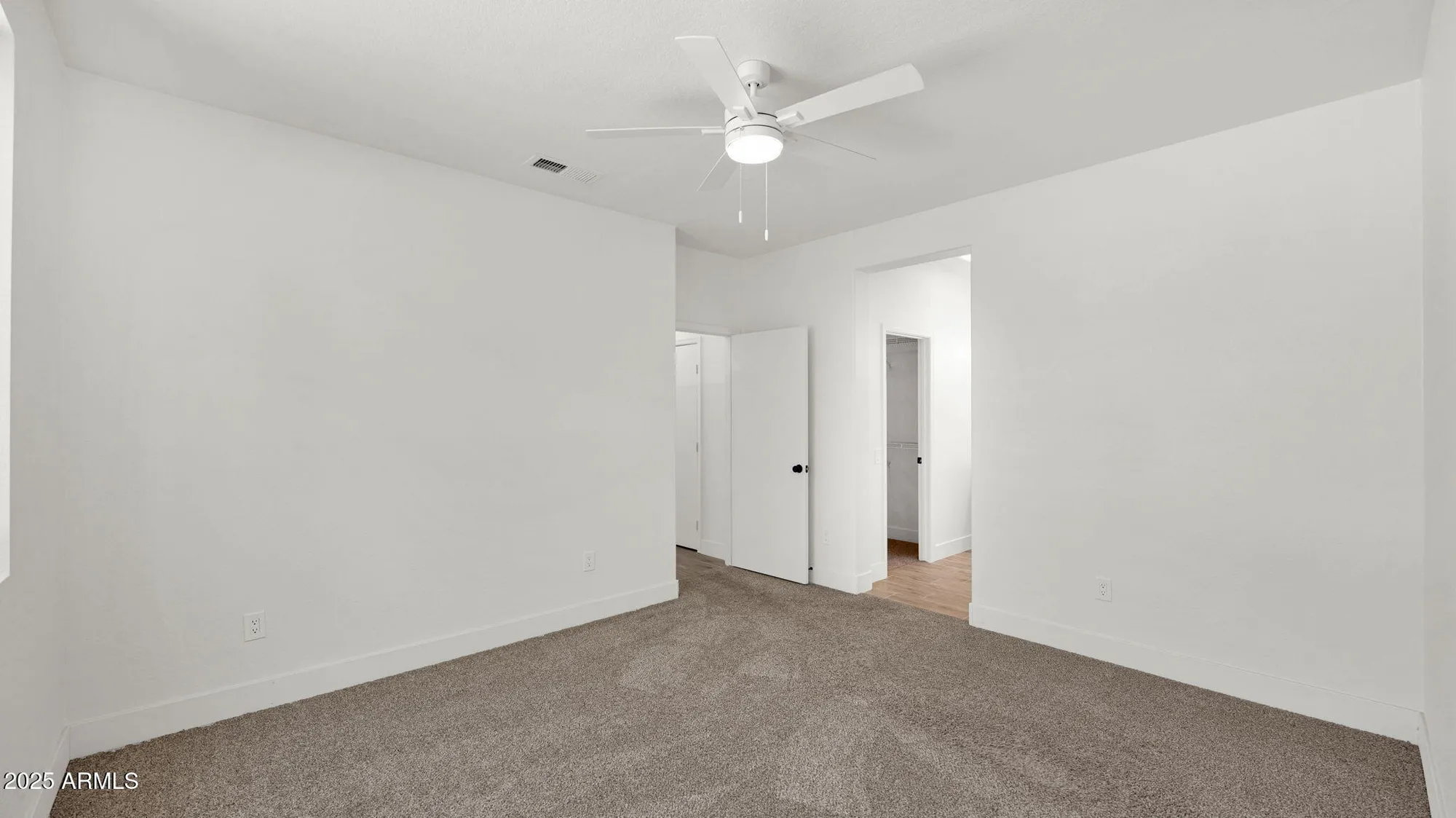 Property Slideshow image 21 of 36 | 19523 n carriage ln, Surprise, AZ, 85374