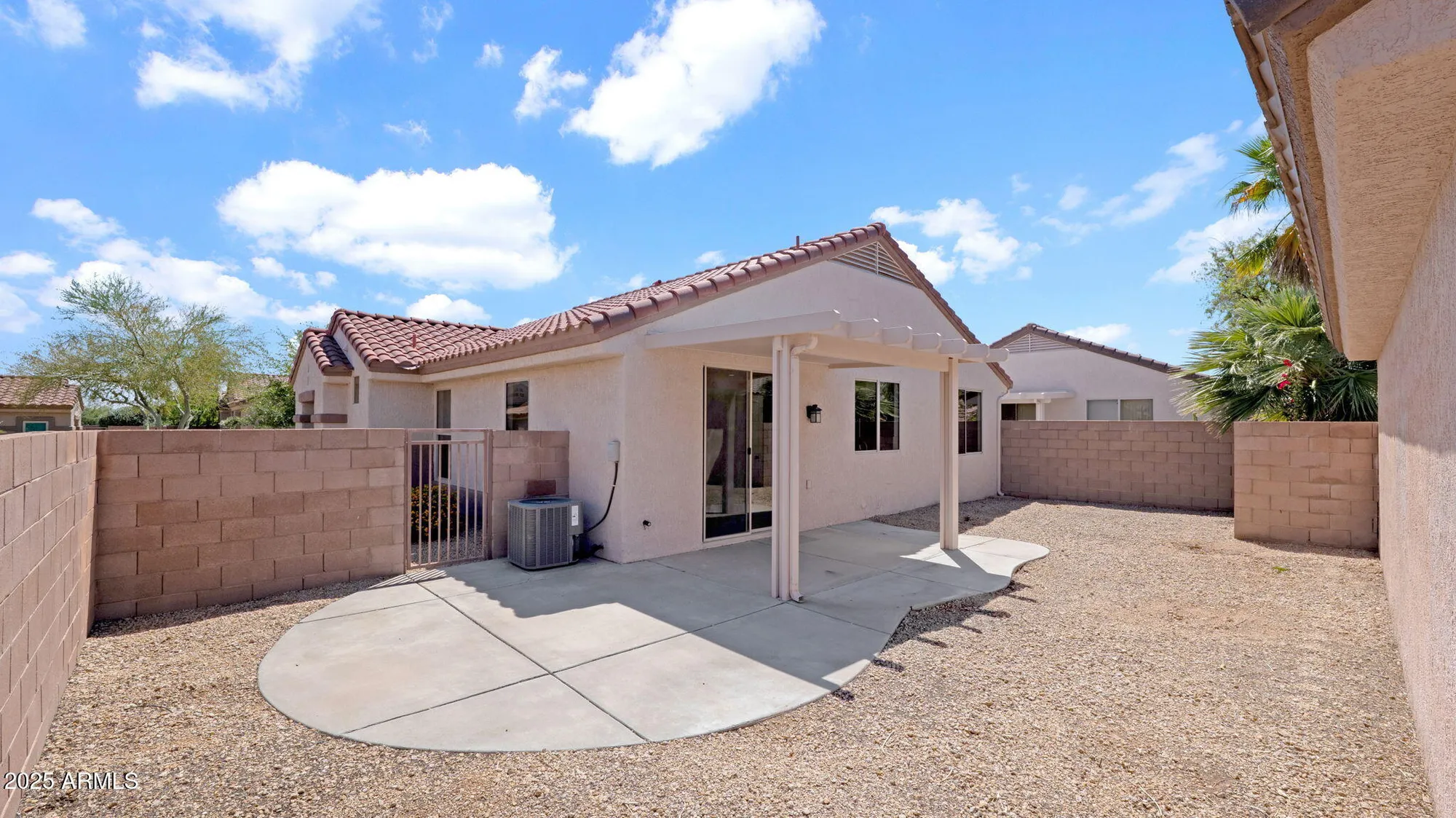 Property Slideshow image 31 of 36 | 19523 n carriage ln, Surprise, AZ, 85374