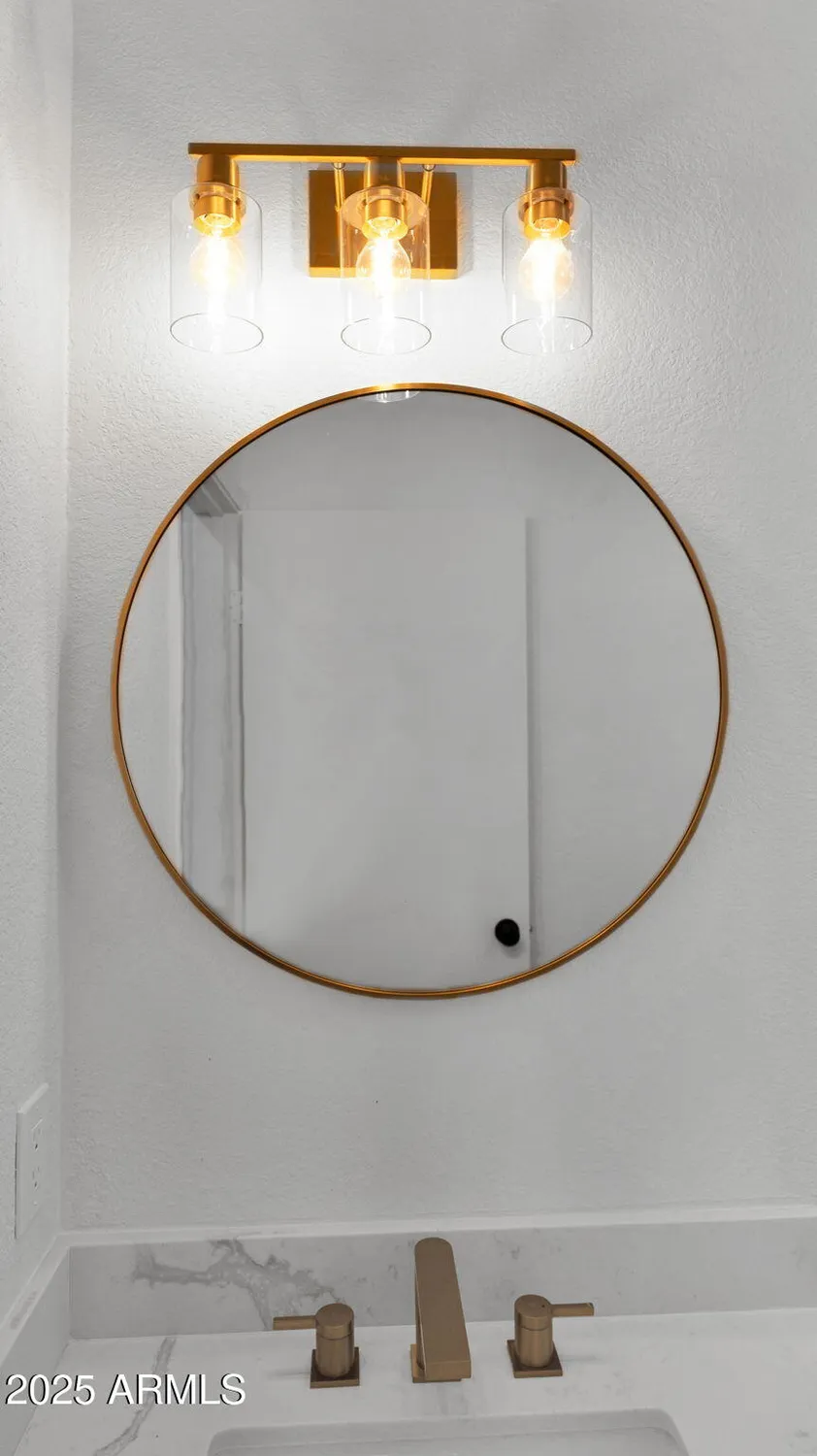 Property Slideshow image 28 of 36 | 19523 n carriage ln, Surprise, AZ, 85374