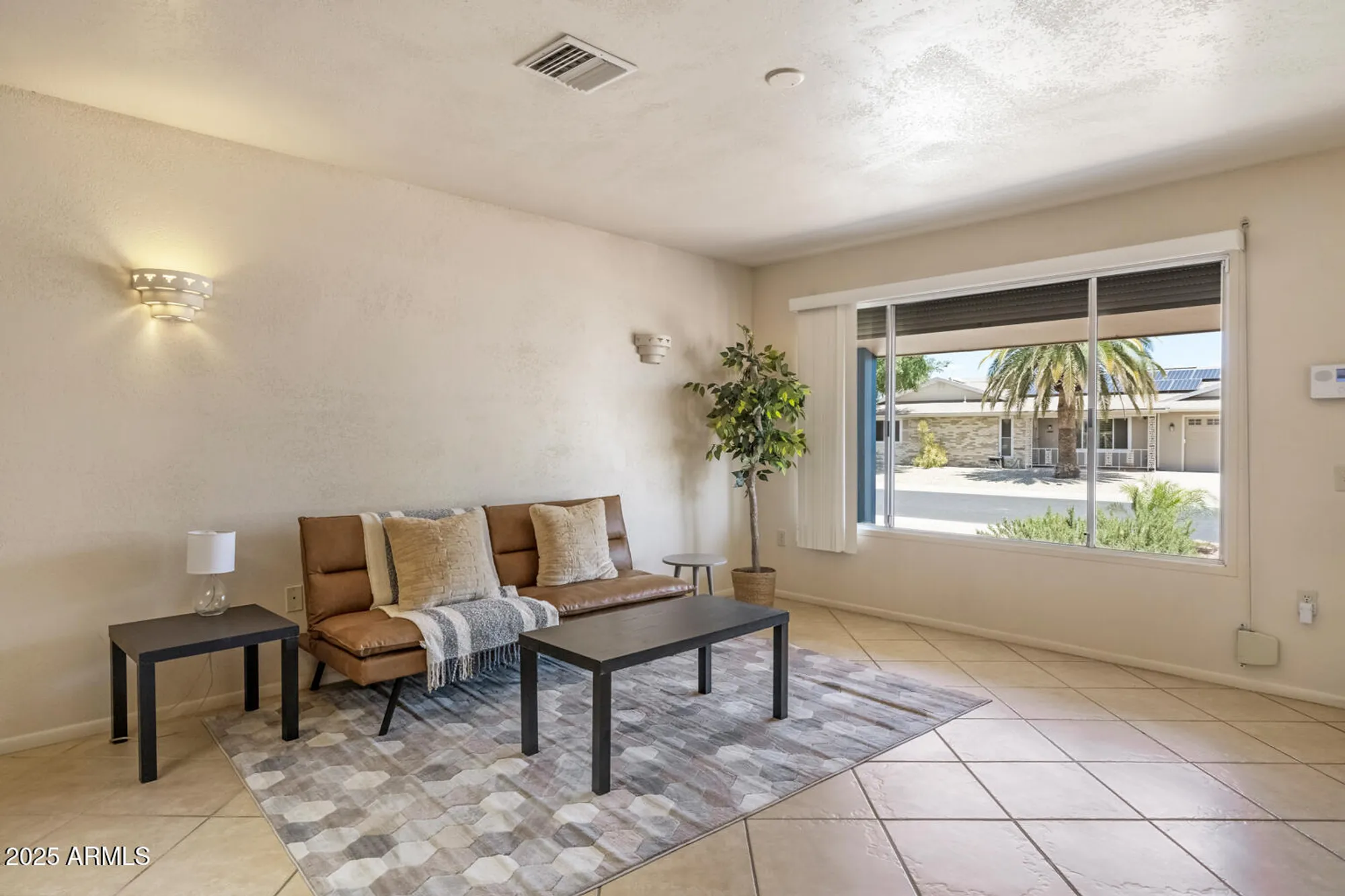 Property Slideshow image 7 of 33 | 12418 n vista grande ct, Sun City, AZ, 85351