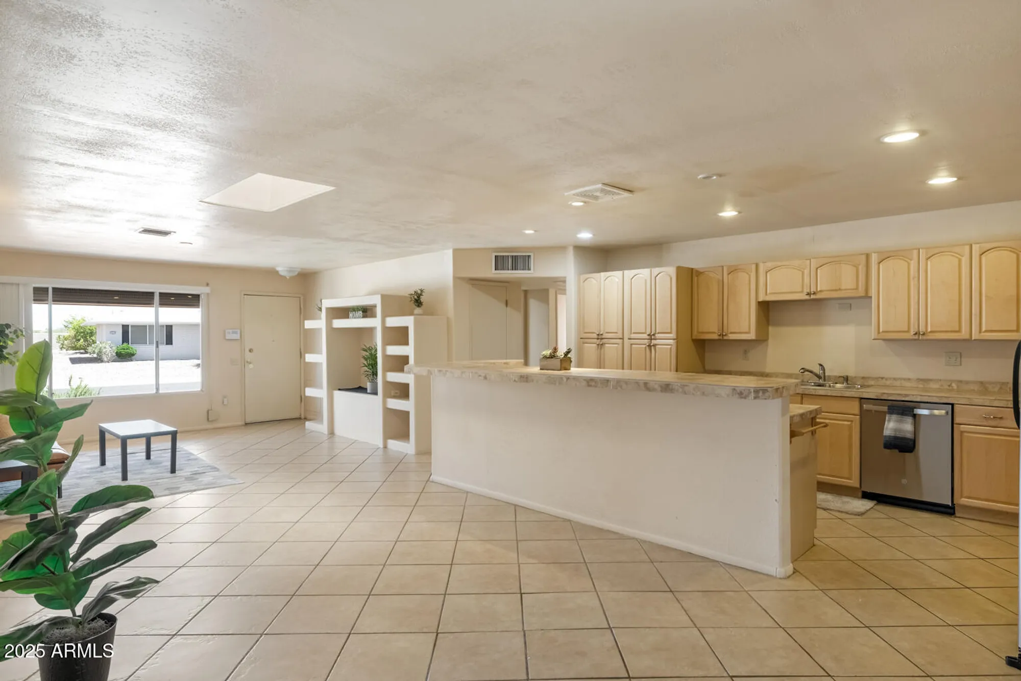 Property Slideshow image 10 of 33 | 12418 n vista grande ct, Sun City, AZ, 85351