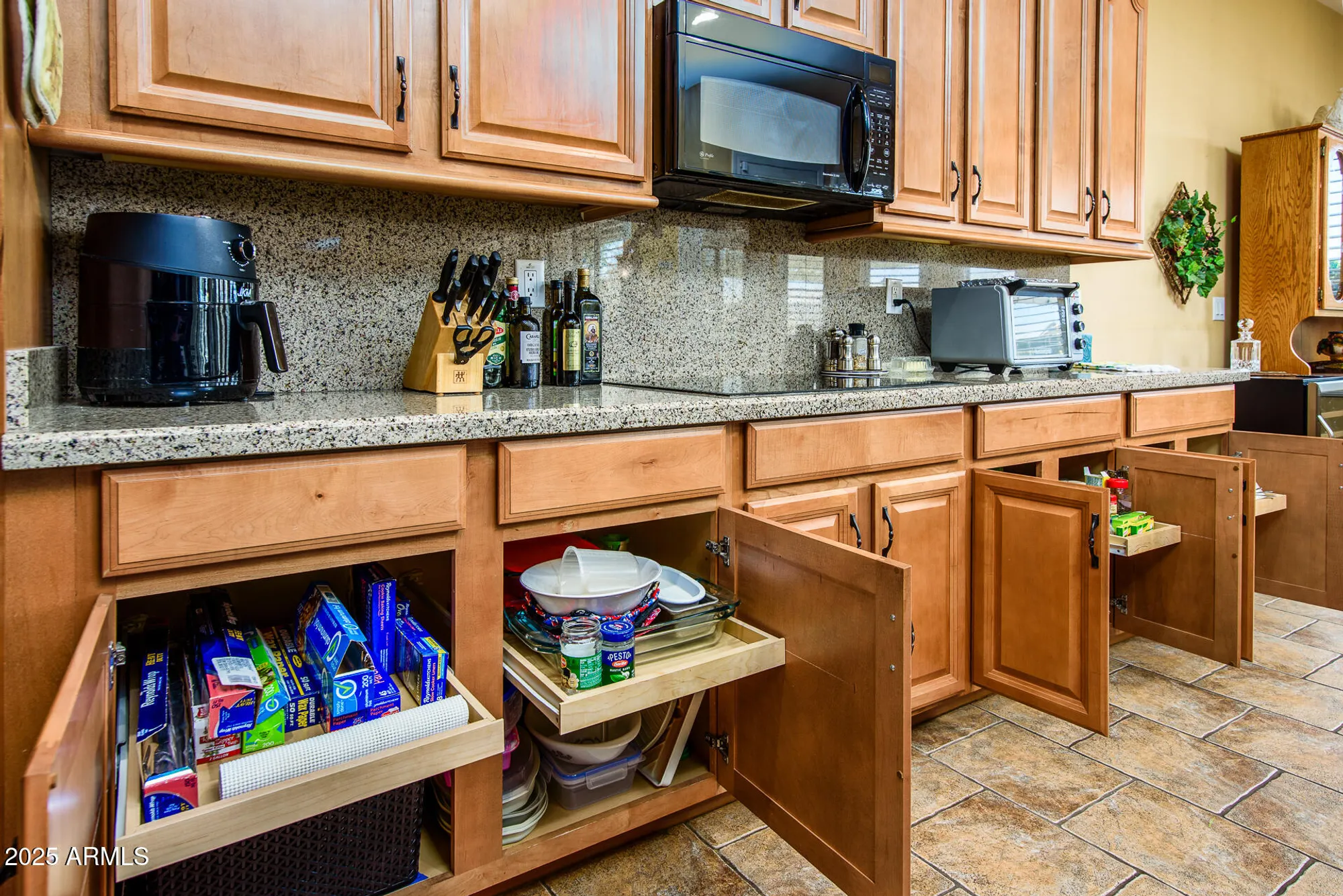 Property Slideshow image 20 of 78 | 42311 w good vibrations ln, Maricopa, AZ, 85138