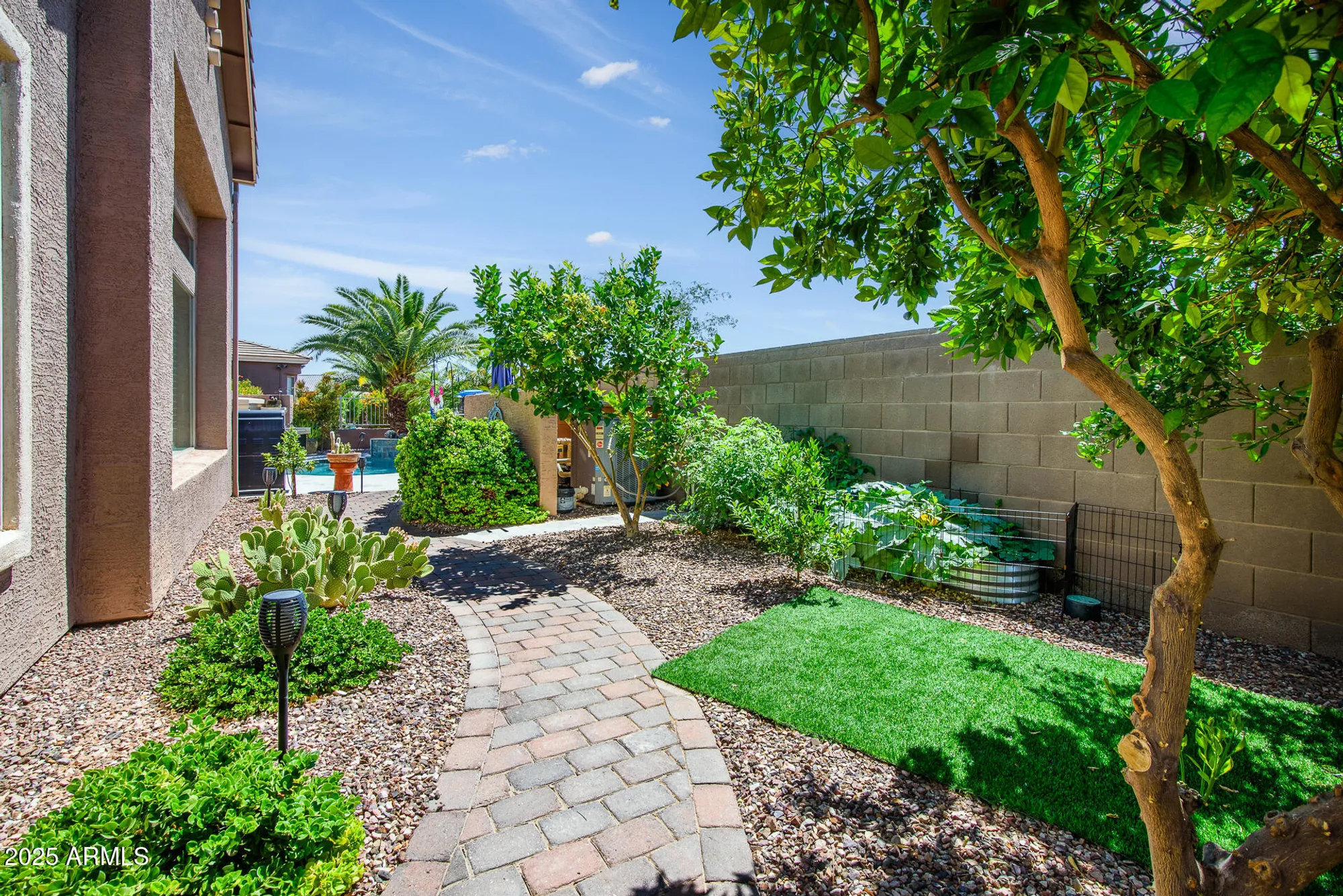 Property Slideshow image 48 of 90 | 42293 w good vibrations ln, Maricopa, AZ, 85138