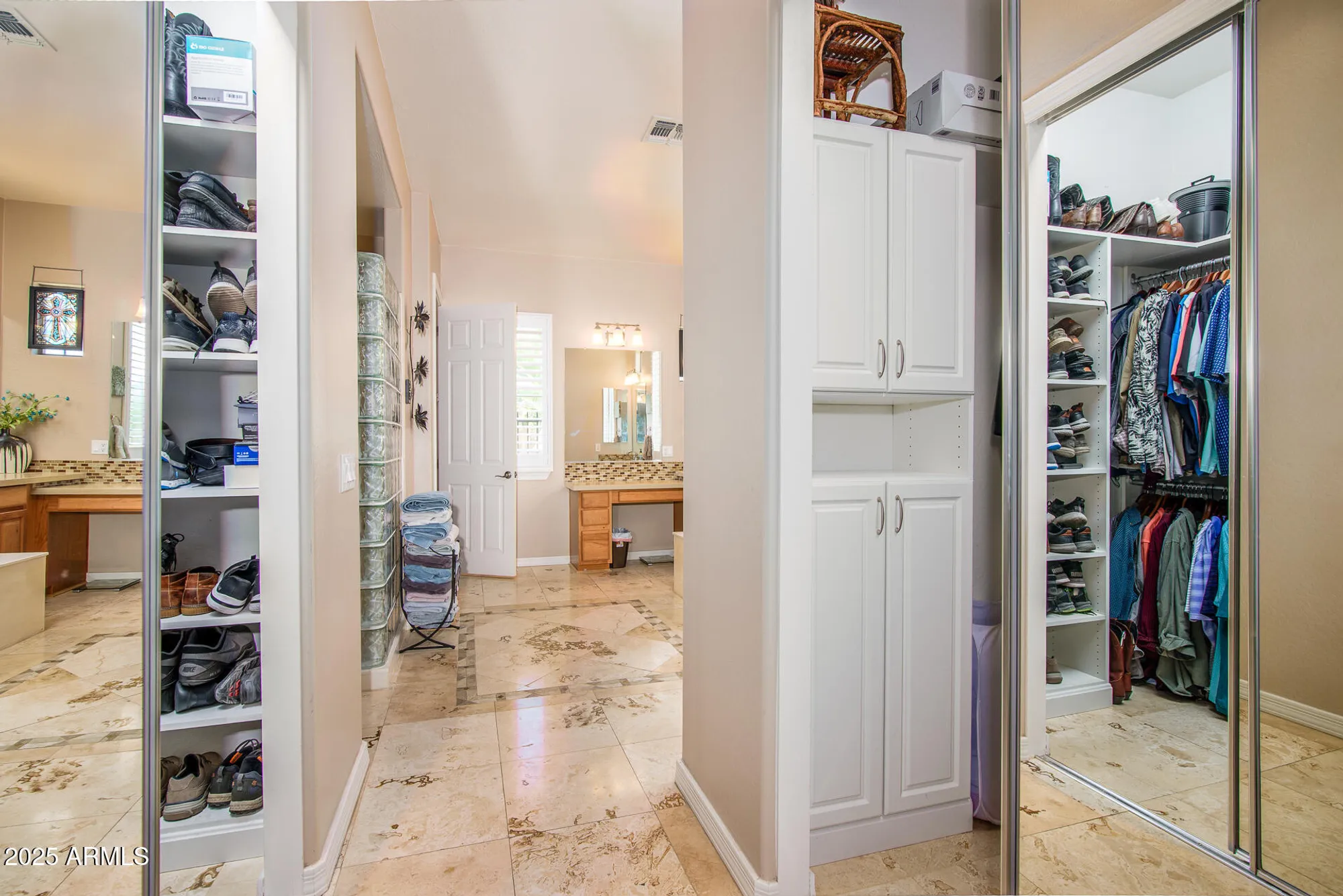 Property Slideshow image 20 of 90 | 42293 w good vibrations ln, Maricopa, AZ, 85138