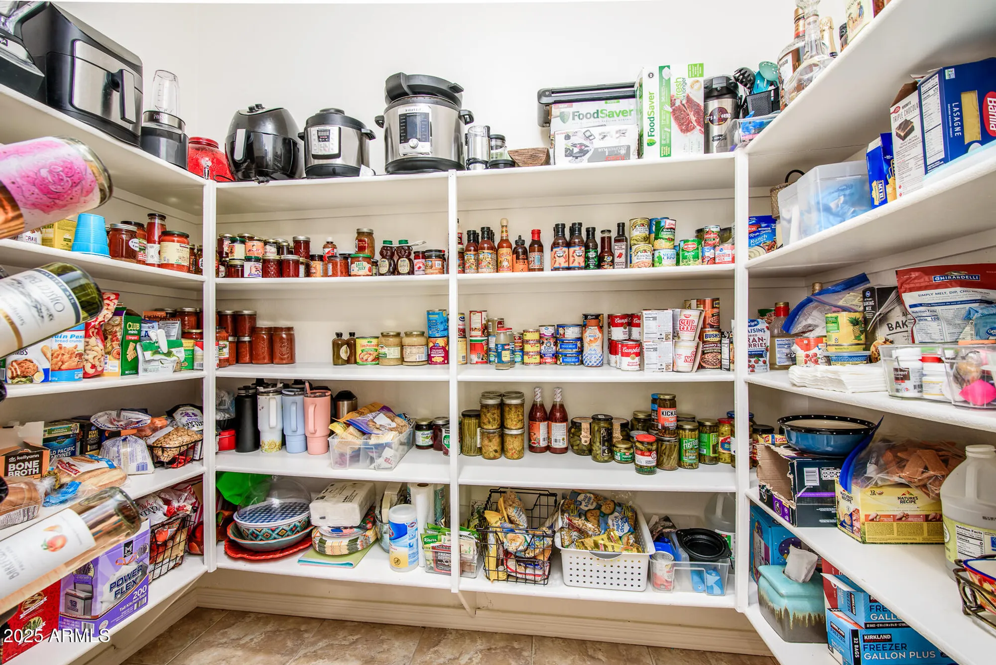 Property Slideshow image 32 of 90 | 42293 w good vibrations ln, Maricopa, AZ, 85138