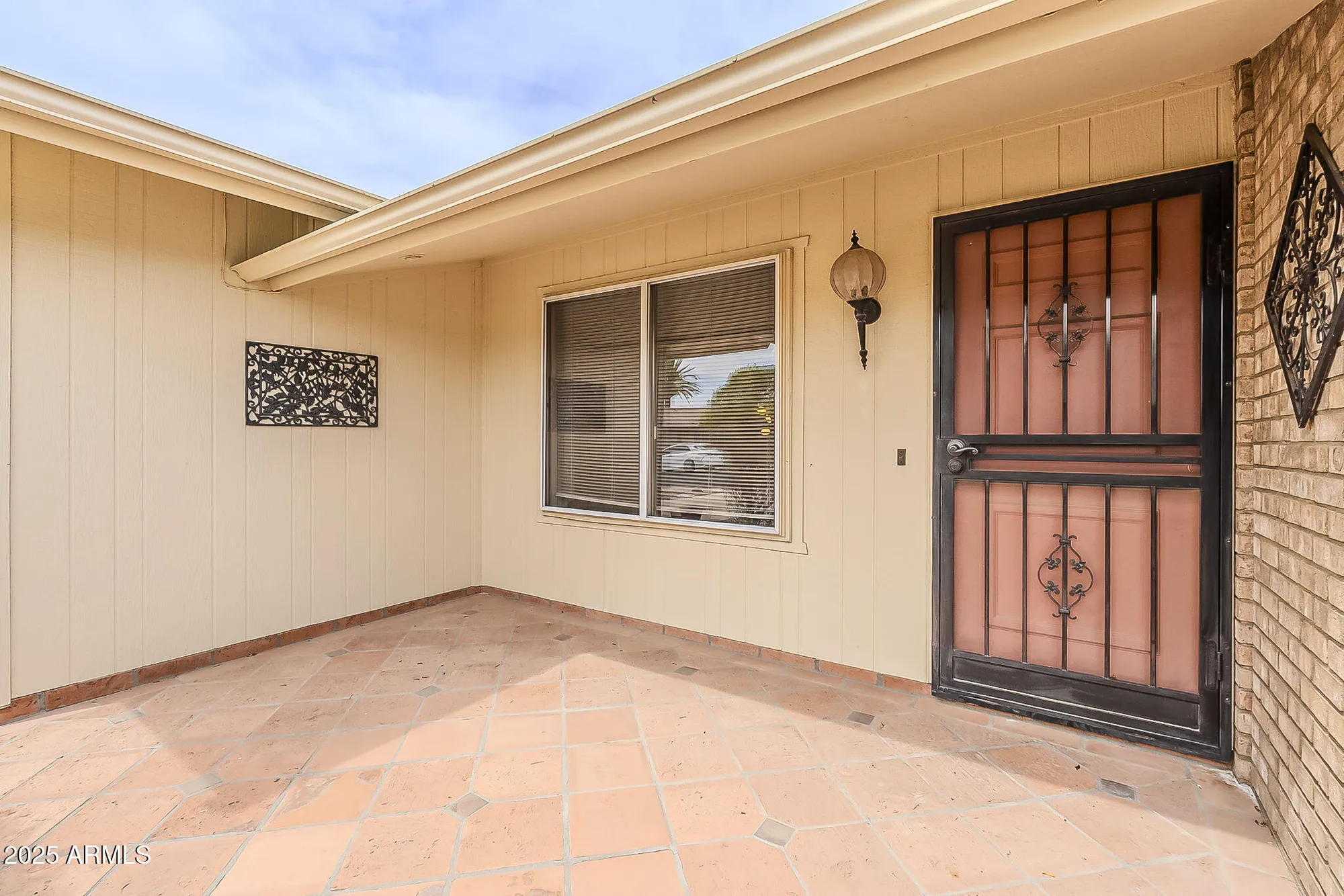 Property Slideshow image 24 of 25 | 9814 w long hills dr, Sun City, AZ, 85351