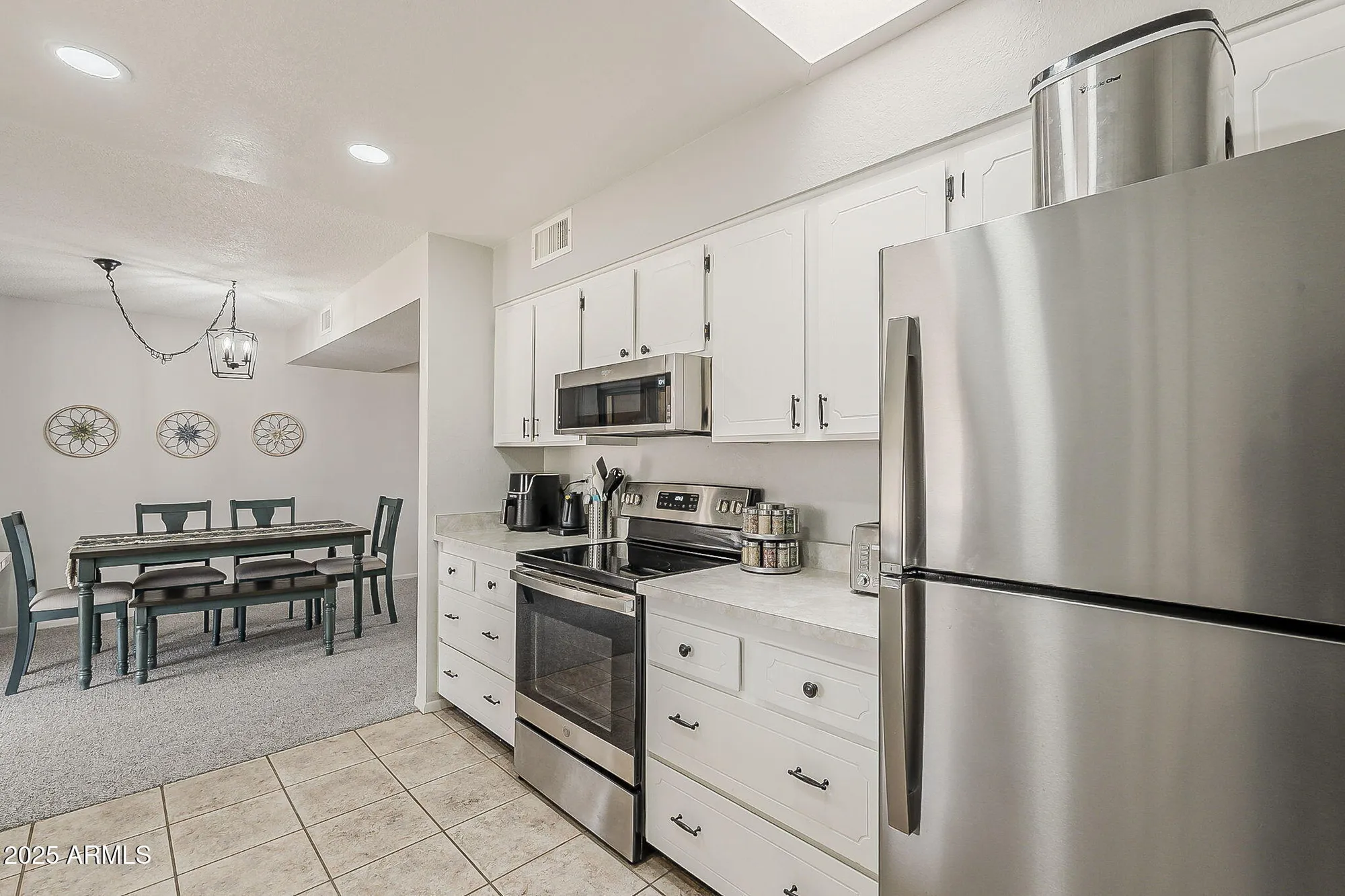 Property Slideshow image 5 of 25 | 9814 w long hills dr, Sun City, AZ, 85351