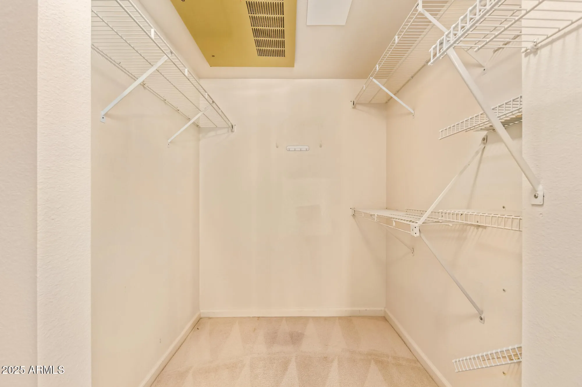 Property Slideshow image 15 of 27 | 10330 w thunderbird blvd b103, Sun City, AZ, 85351