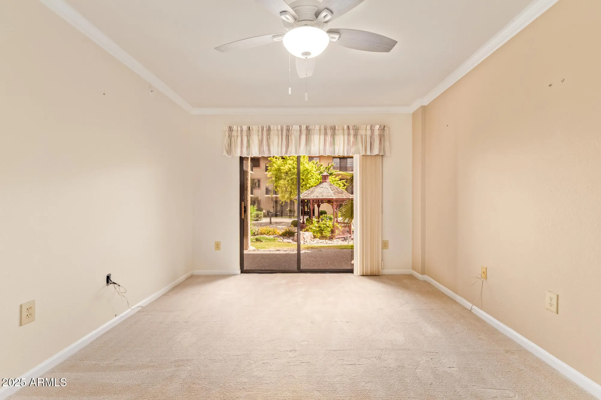 Property Slideshow image 12 of 27 | 10330 w thunderbird blvd b103, Sun City, AZ, 85351