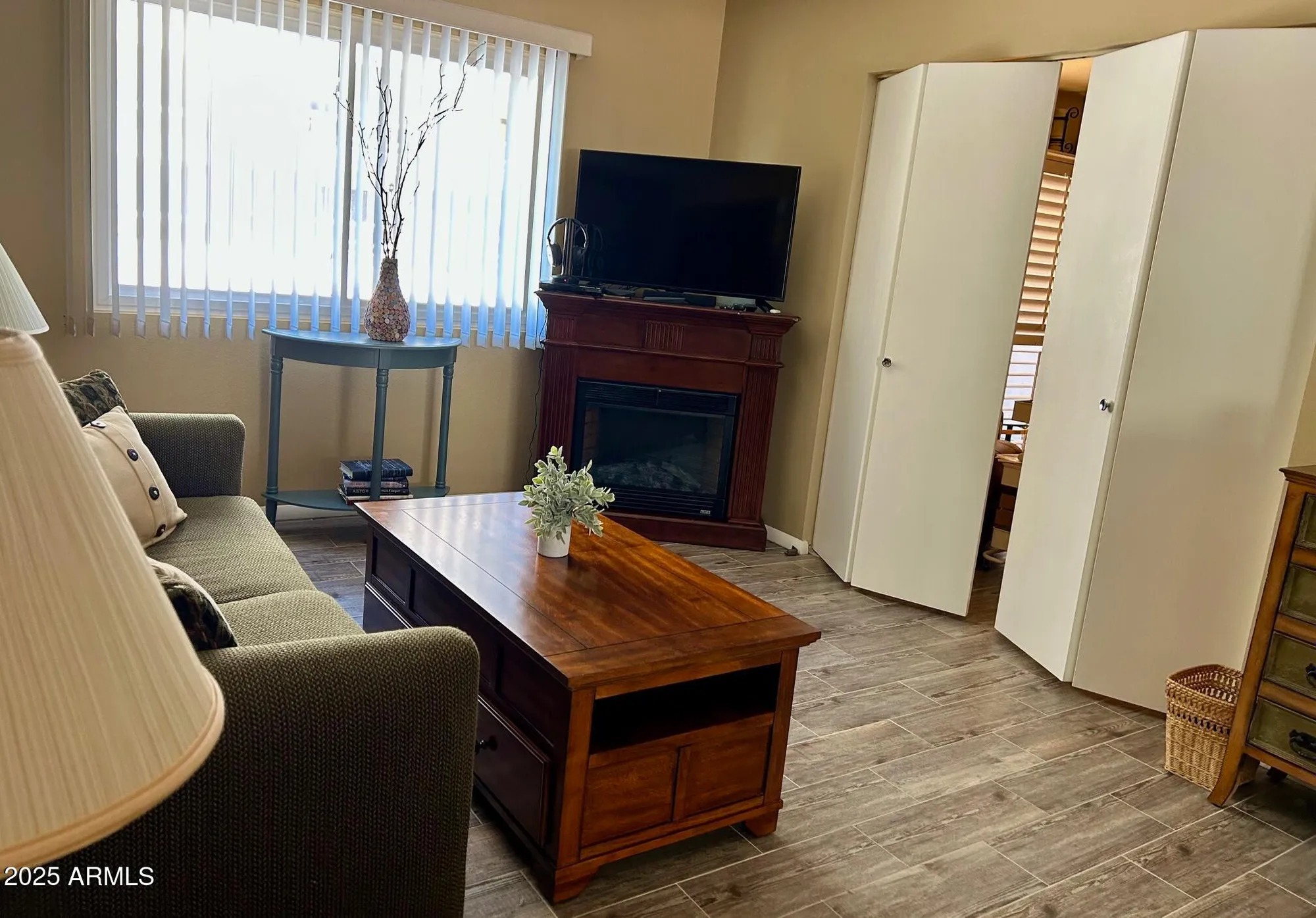 Property Slideshow image 28 of 46 | 7960 e camelback rd 109, Scottsdale, AZ, 85251