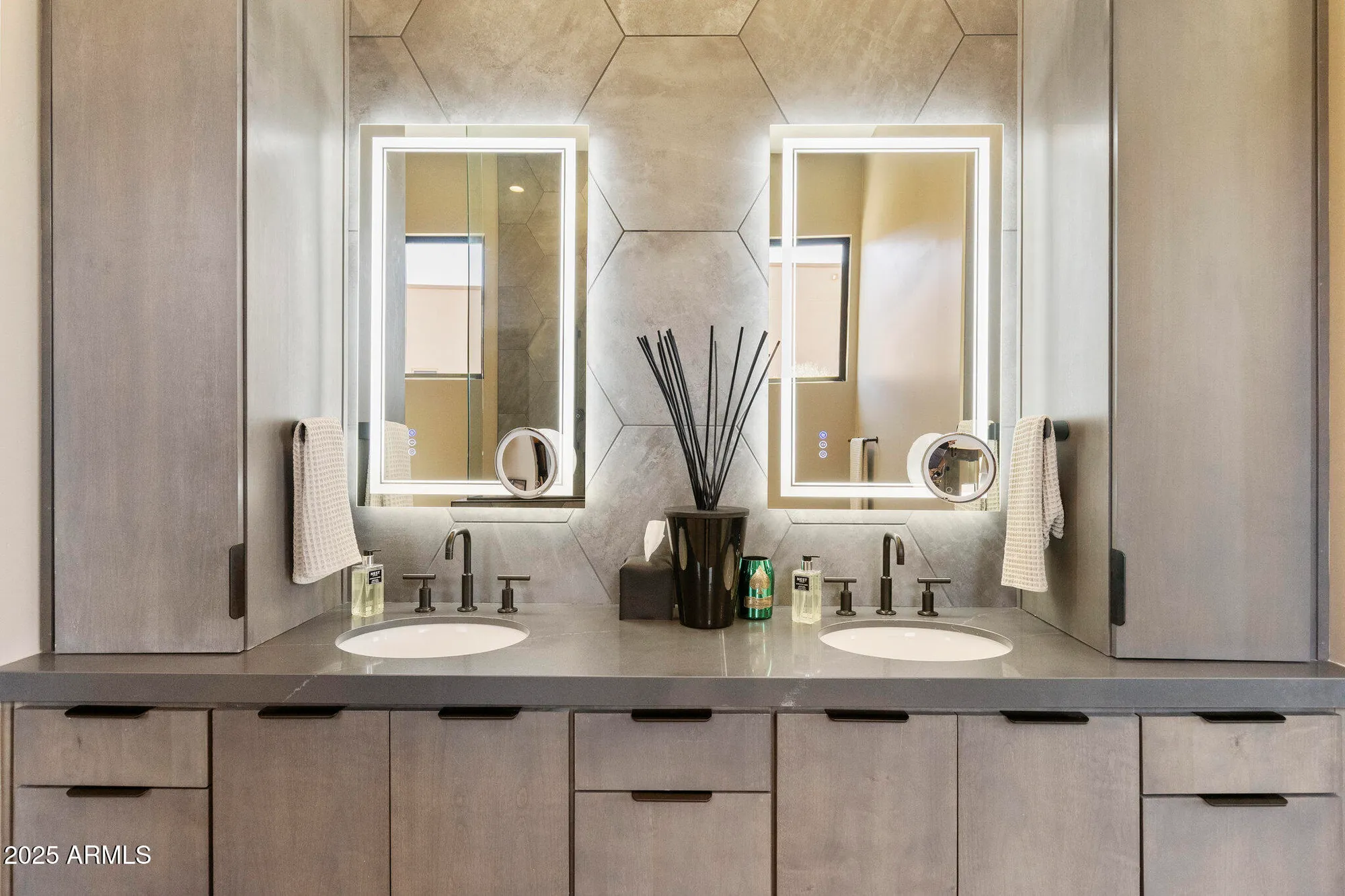 Property Slideshow image 42 of 62 | 17245 e desert vista trl, Rio Verde, AZ, 85263