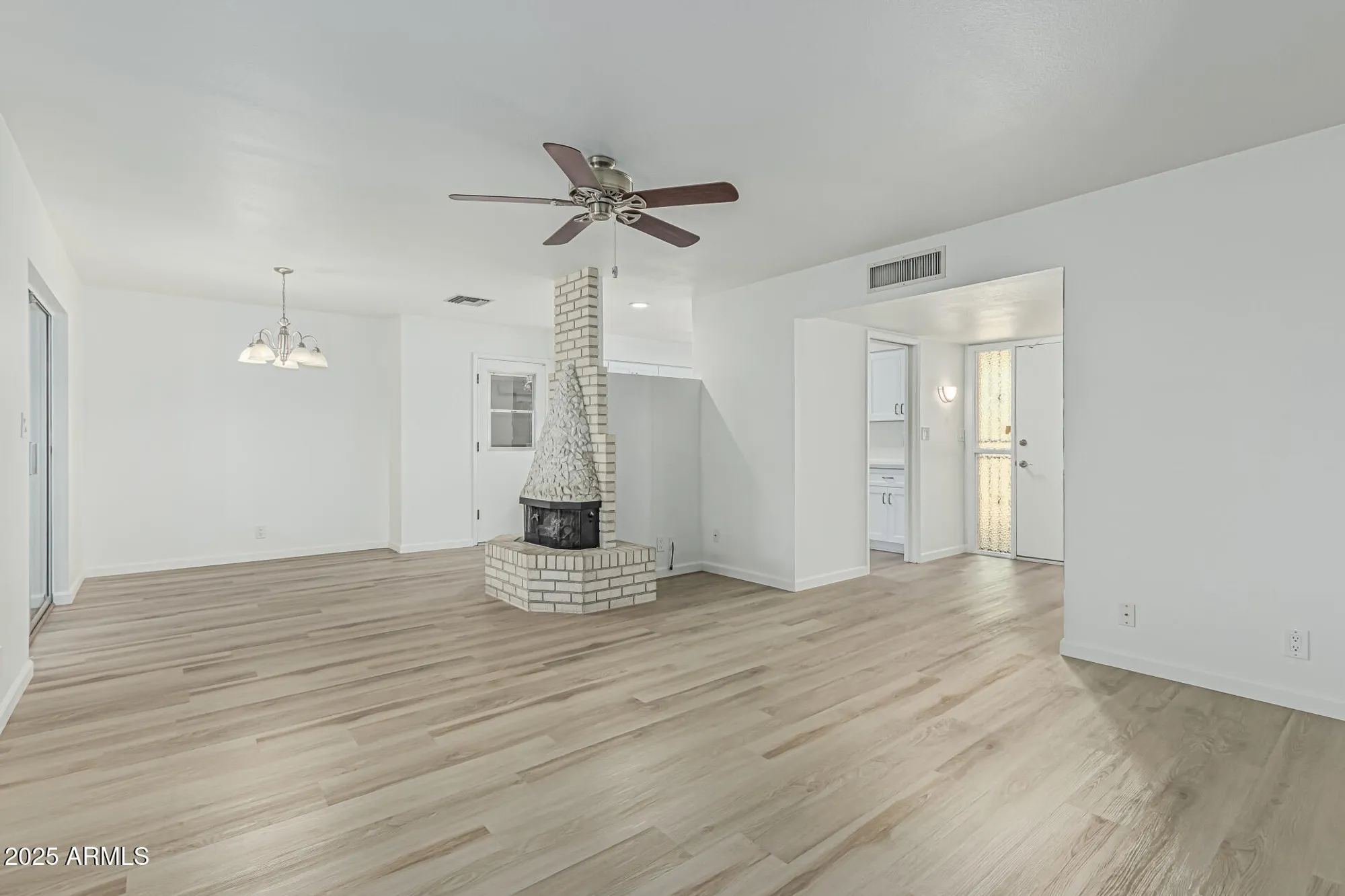 Property Slideshow image 5 of 40 | 6051 e ensenada st, Mesa, AZ, 85205