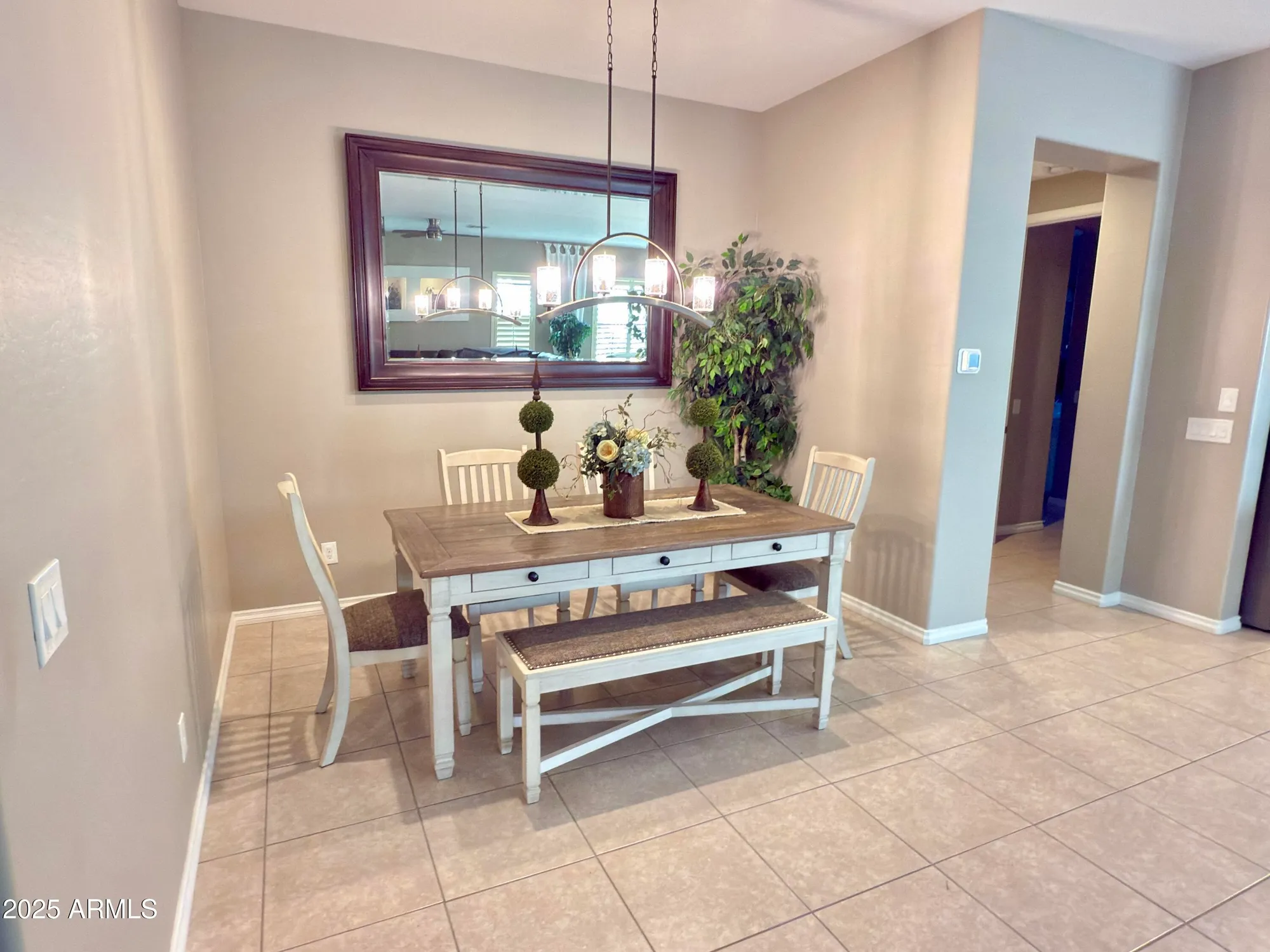 Property Slideshow image 19 of 52 | 210 e bergamot ln, Queen Creek, AZ, 85140