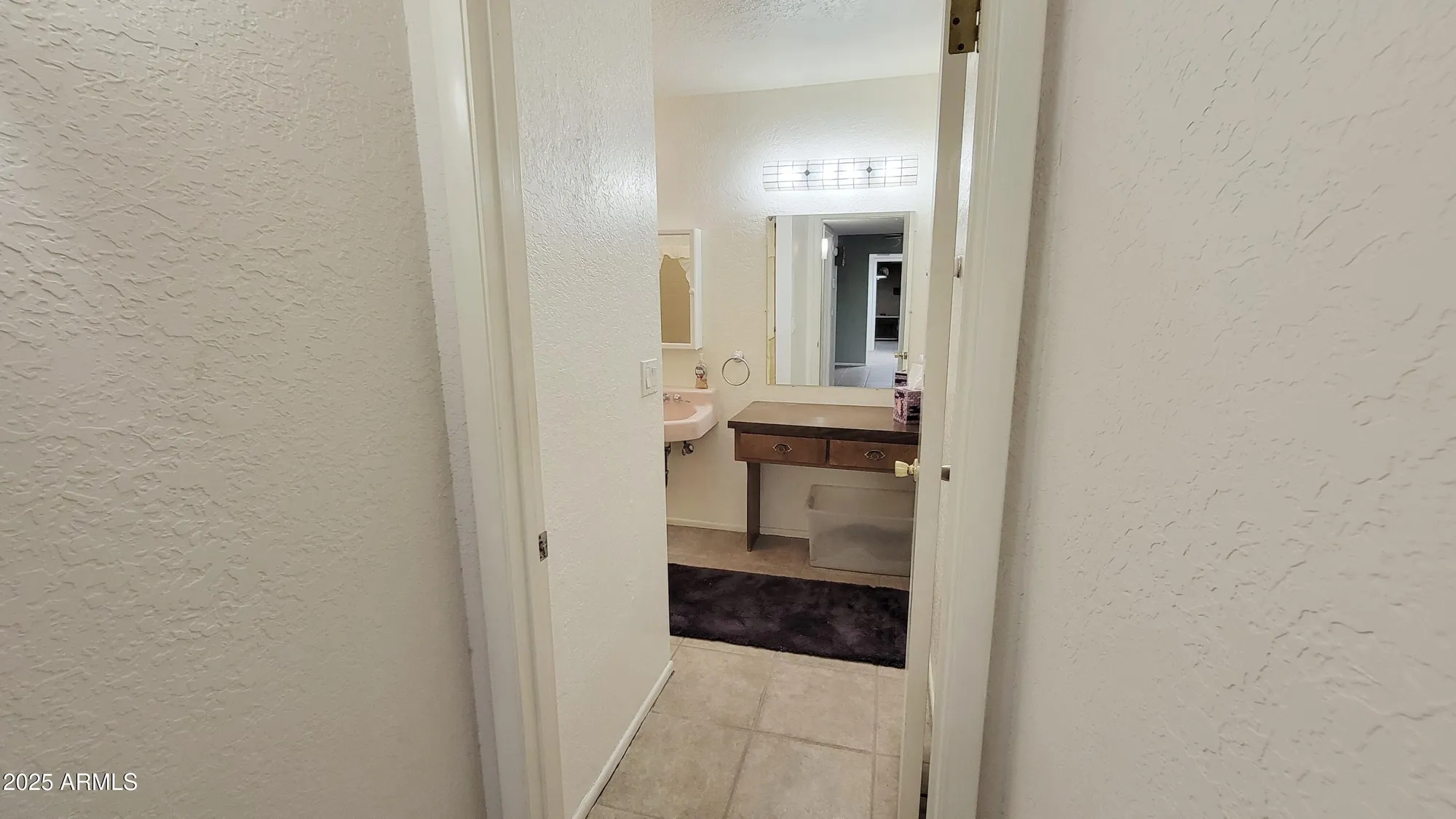 Property Slideshow image 27 of 48 | 650 n 65th way, Mesa, AZ, 85205