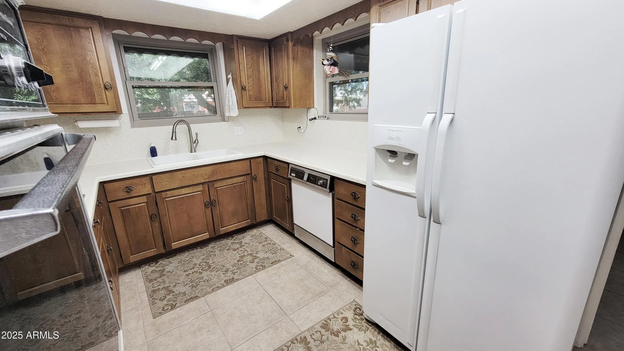 Property Slideshow image 11 of 48 | 650 n 65th way, Mesa, AZ, 85205