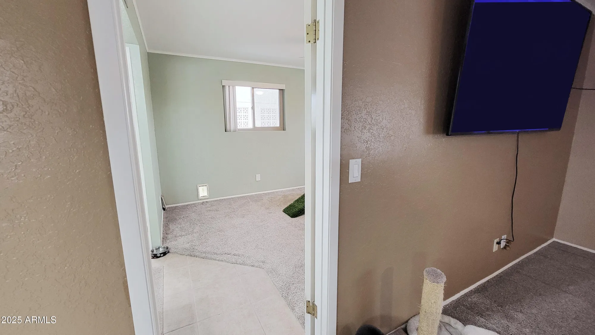 Property Slideshow image 15 of 48 | 650 n 65th way, Mesa, AZ, 85205