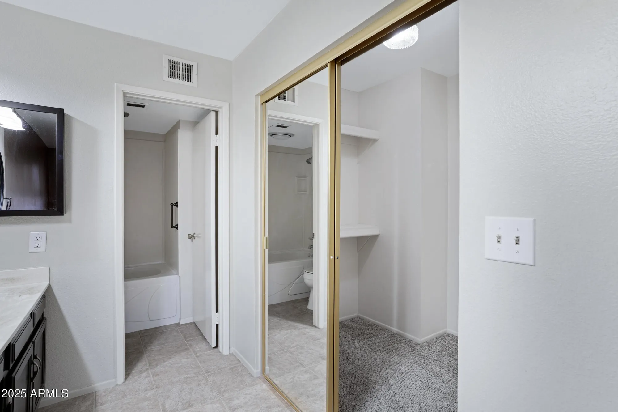 Property Slideshow image 26 of 45 | 4790 e navajo st, Phoenix, AZ, 85044