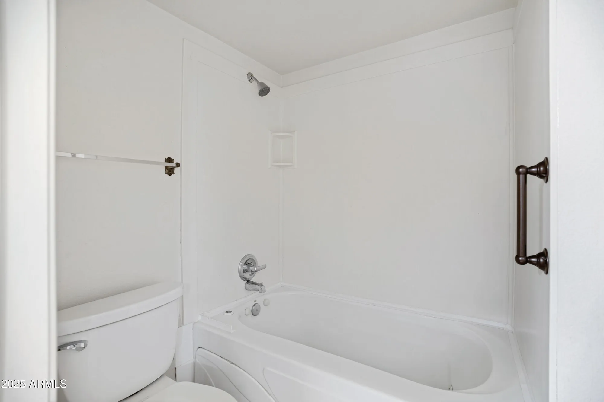 Property Slideshow image 28 of 45 | 4790 e navajo st, Phoenix, AZ, 85044