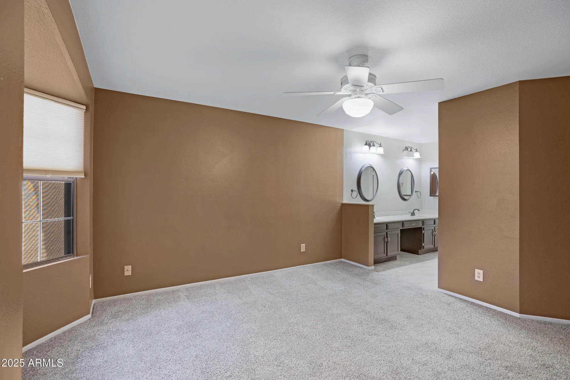 Property Slideshow image 24 of 45 | 4790 e navajo st, Phoenix, AZ, 85044