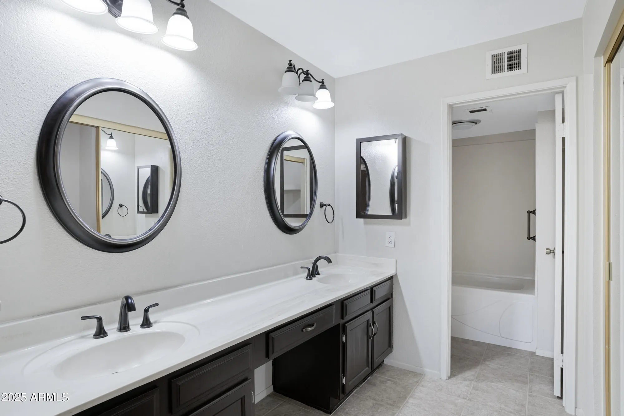 Property Slideshow image 25 of 45 | 4790 e navajo st, Phoenix, AZ, 85044