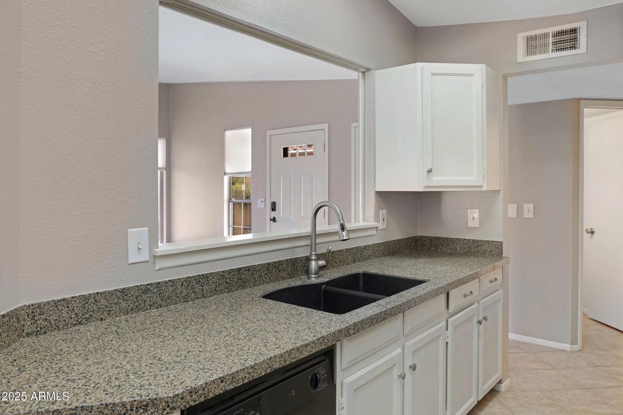 Property Slideshow image 18 of 45 | 4790 e navajo st, Phoenix, AZ, 85044