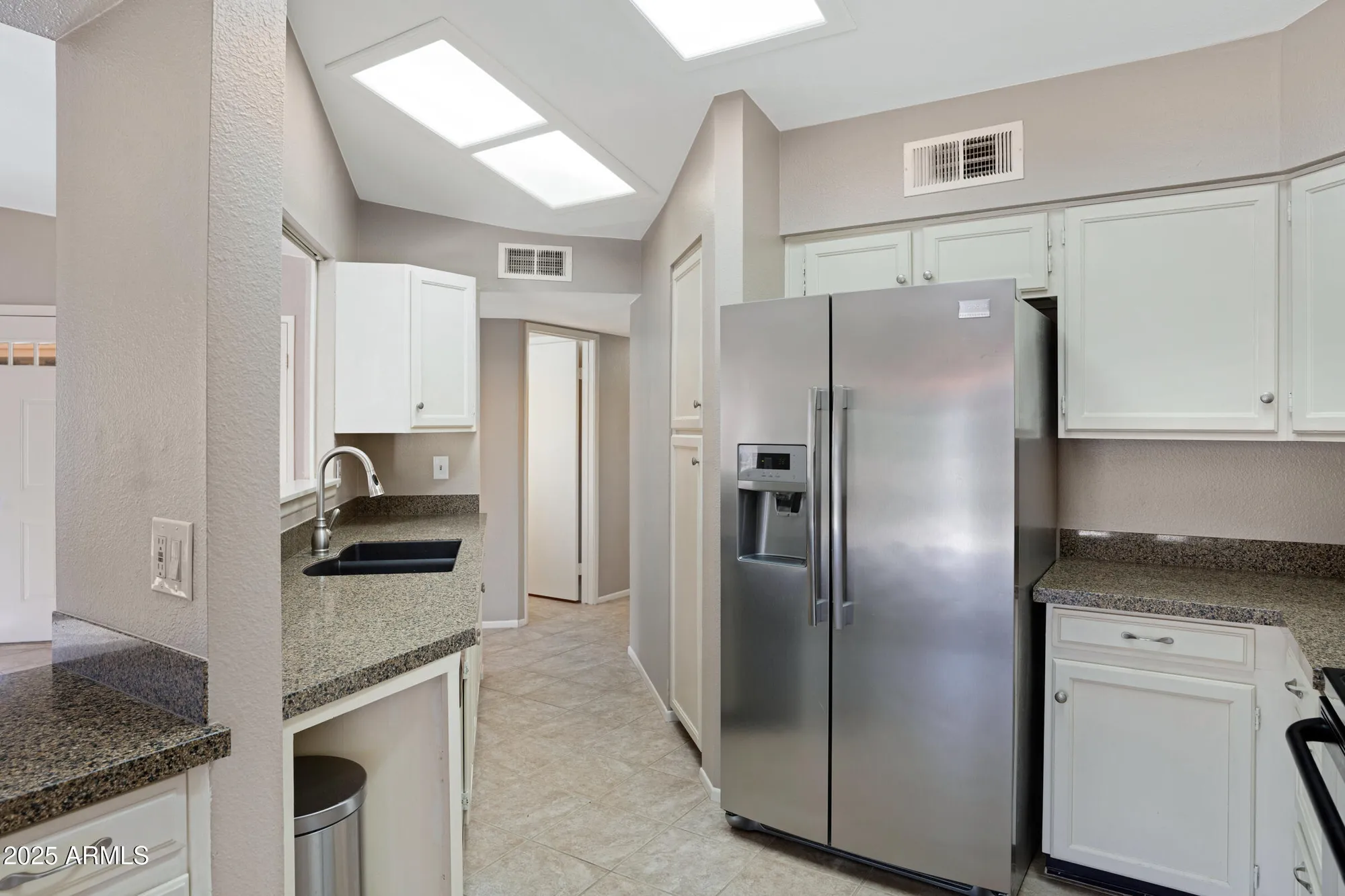 Property Slideshow image 16 of 45 | 4790 e navajo st, Phoenix, AZ, 85044