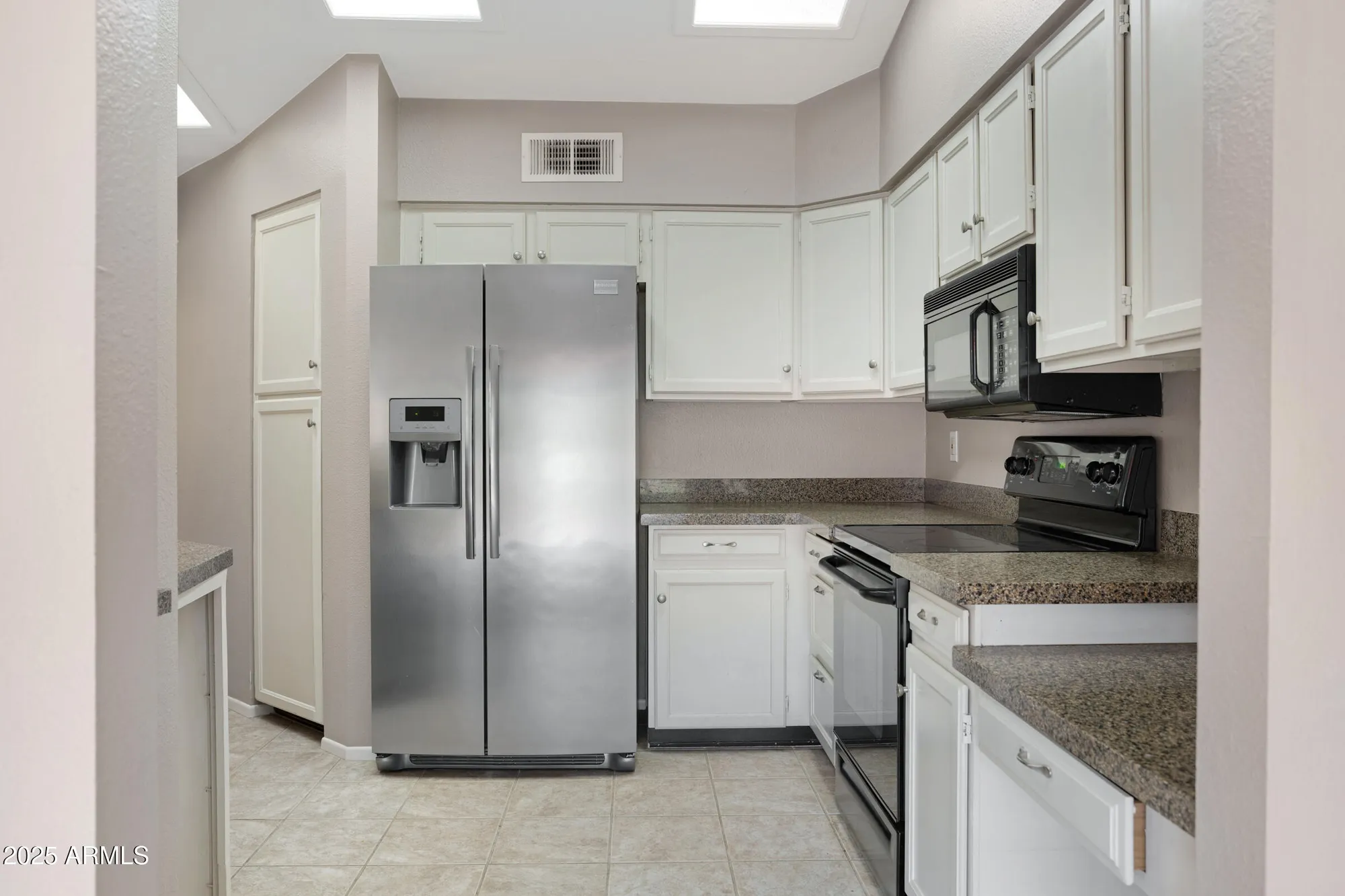 Property Slideshow image 15 of 45 | 4790 e navajo st, Phoenix, AZ, 85044