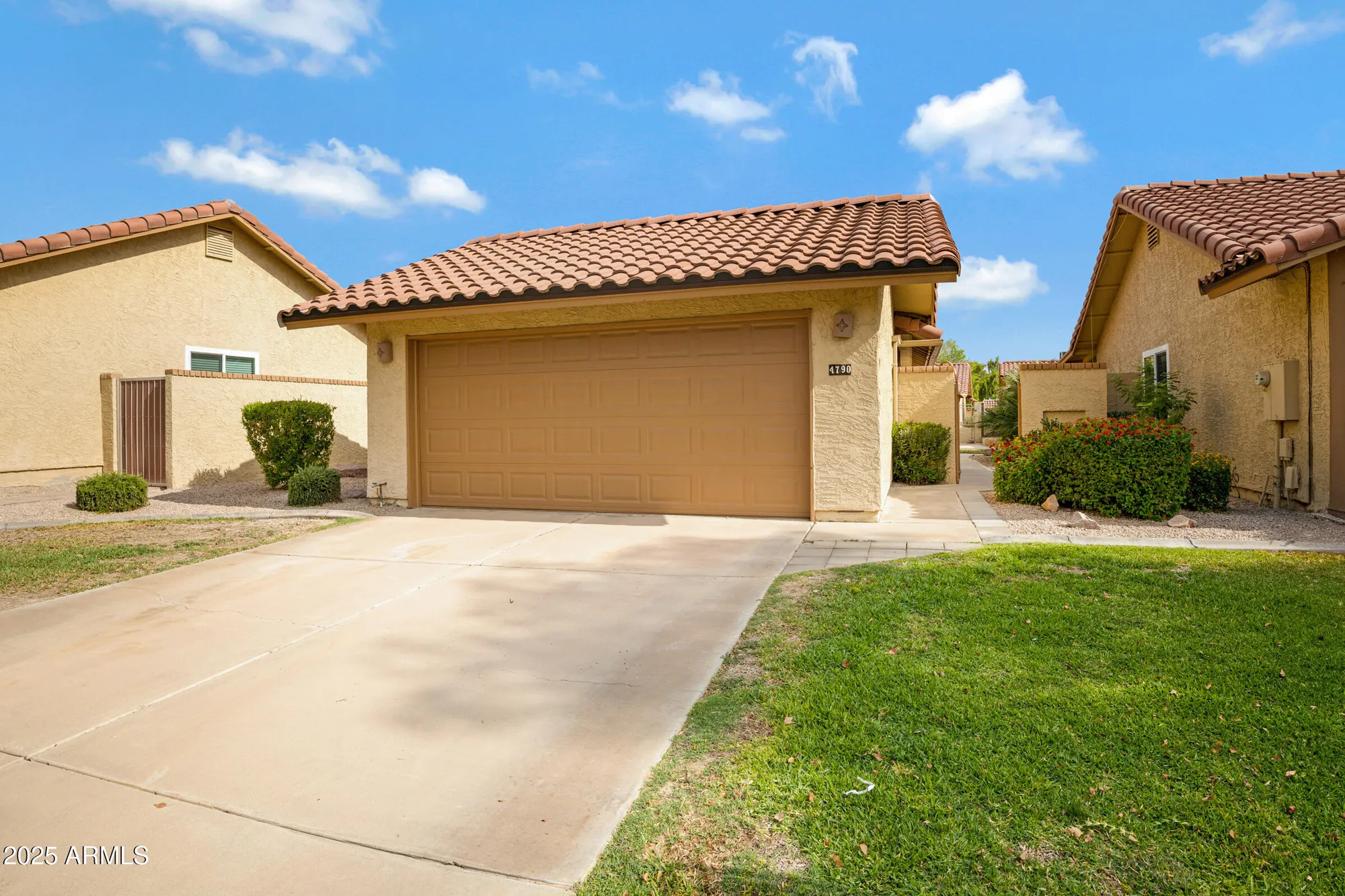 Property Slideshow image 3 of 45 | 4790 e navajo st, Phoenix, AZ, 85044