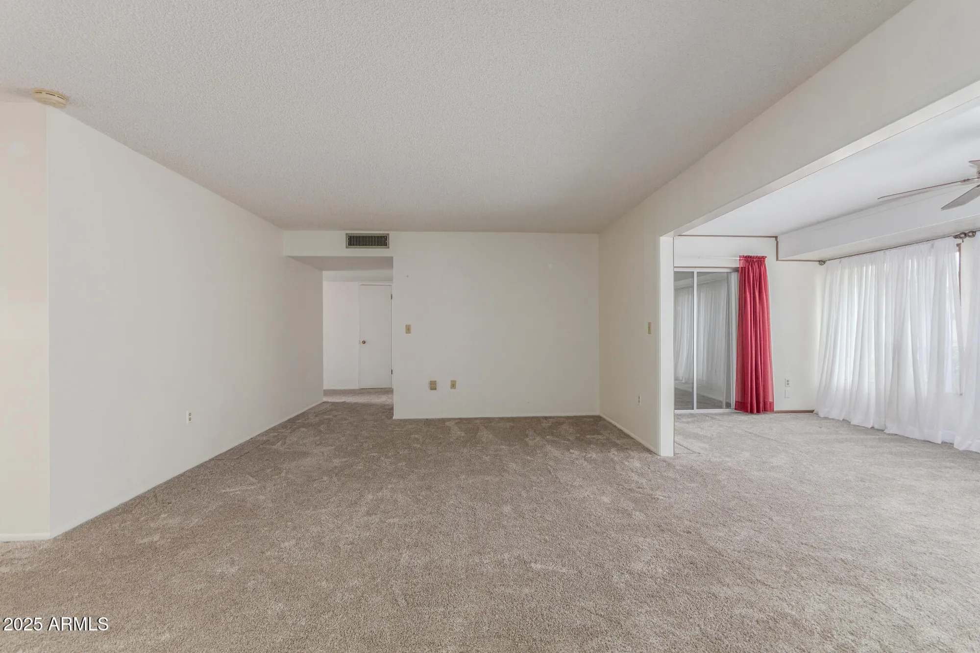 Property Slideshow image 13 of 55 | 10724 w cheryl dr, Sun City, AZ, 85351