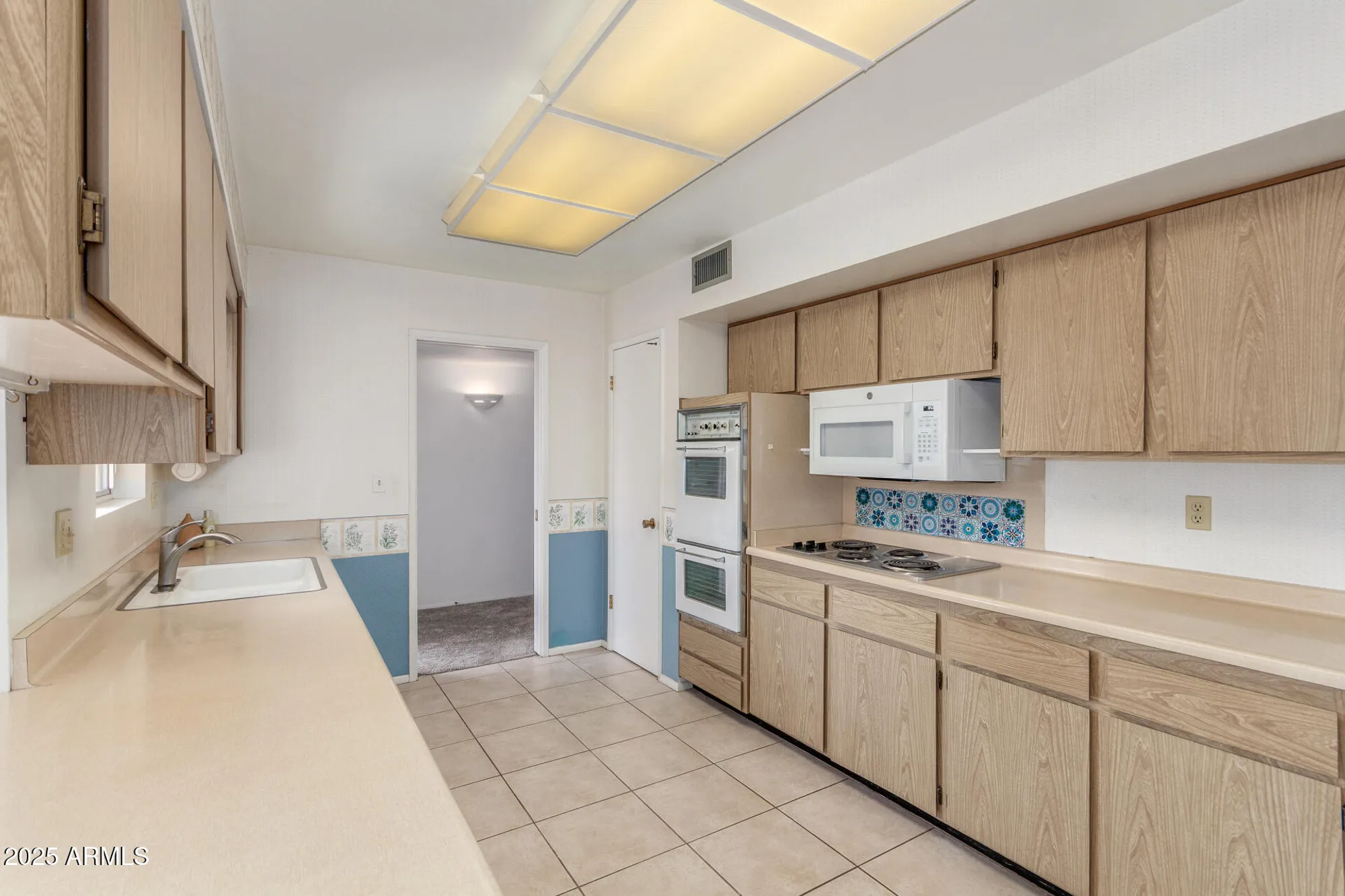 Property Slideshow image 20 of 55 | 10724 w cheryl dr, Sun City, AZ, 85351