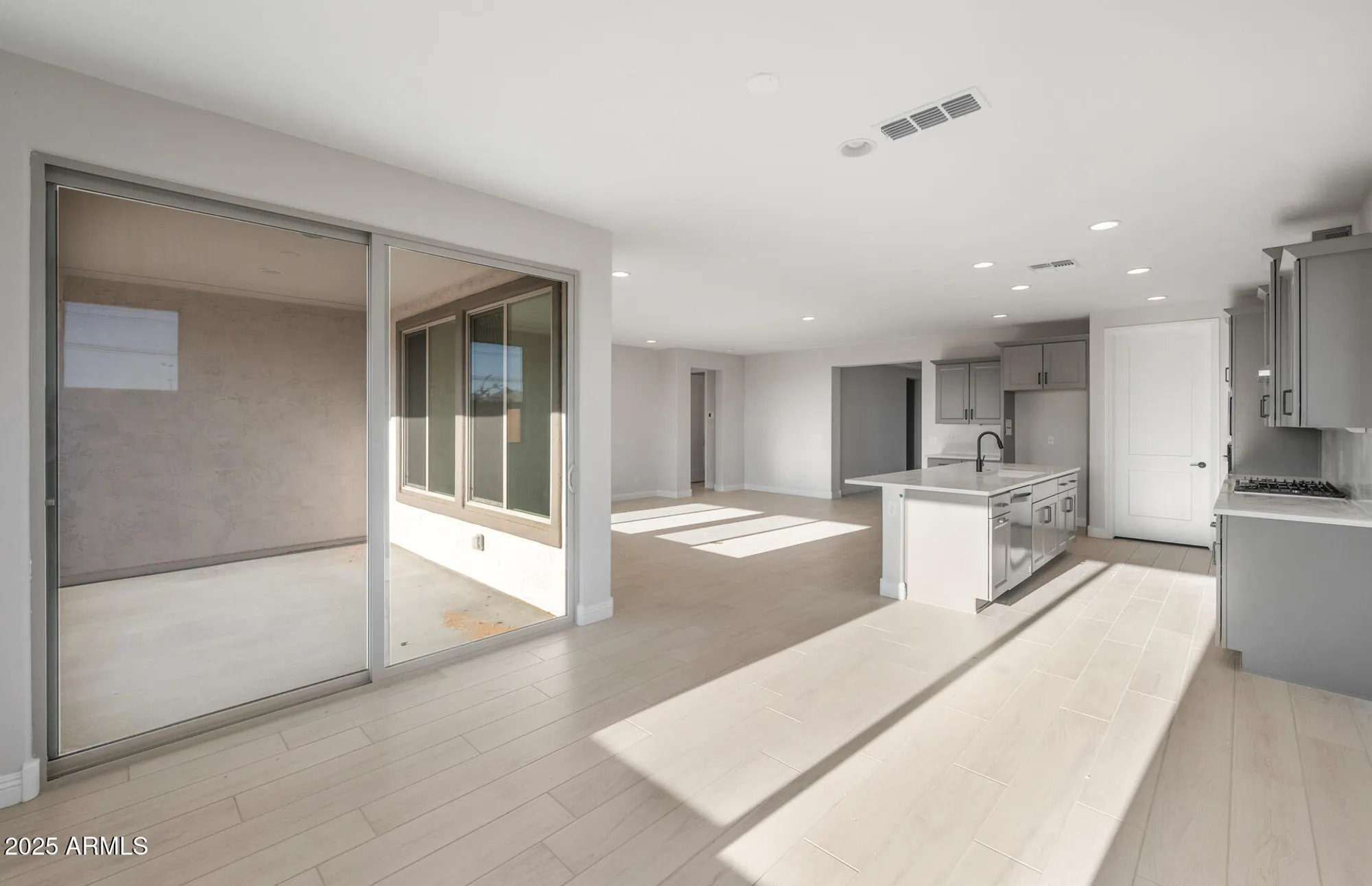 Property Slideshow image 16 of 28 | 21288 n 272nd ln, Buckeye, AZ, 85396