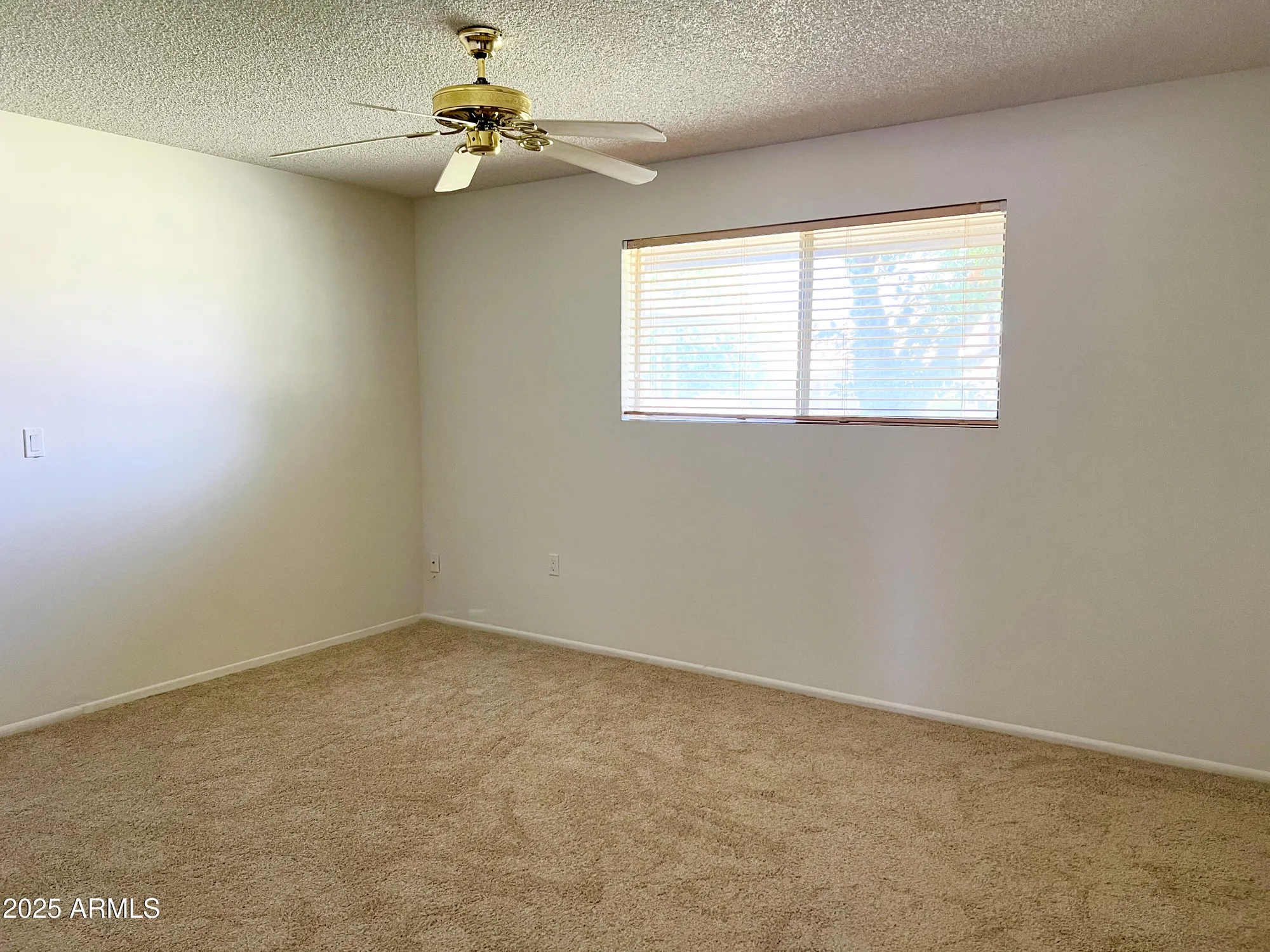 Property Slideshow image 12 of 28 | 10509 w tropicana cir, Sun City, AZ, 85351